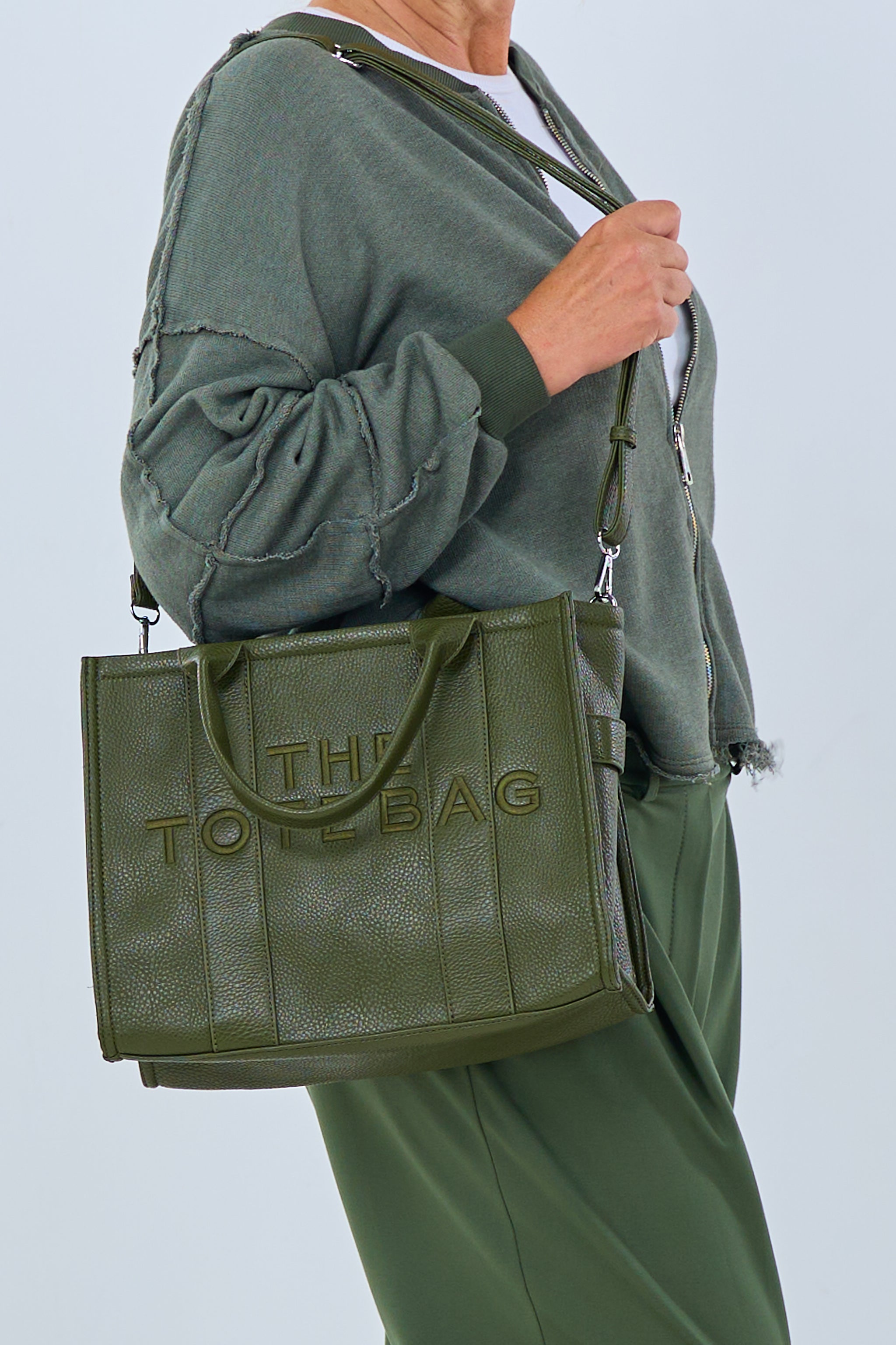 Stylish shopper, khaki