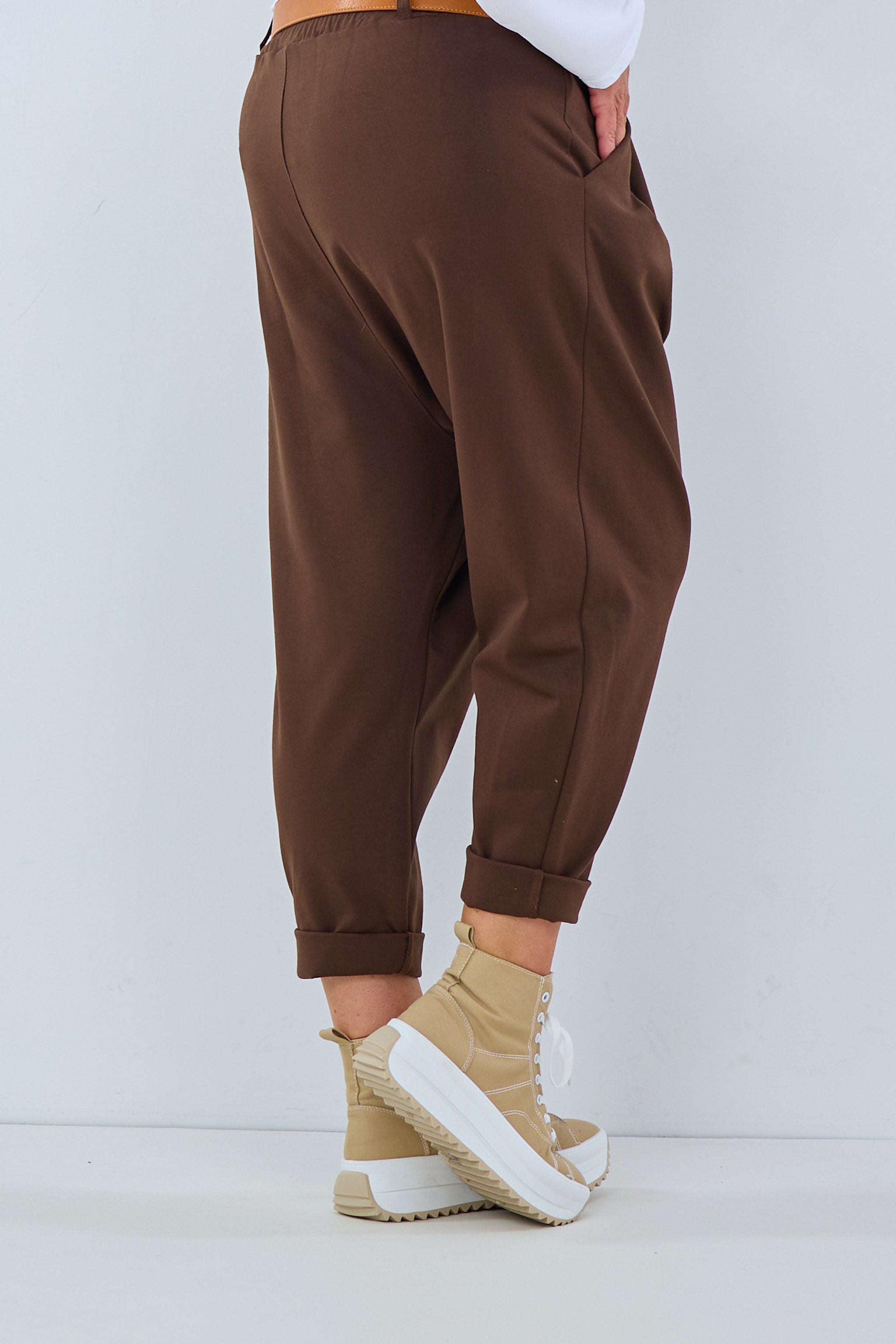 Elegant baggy pants, brown