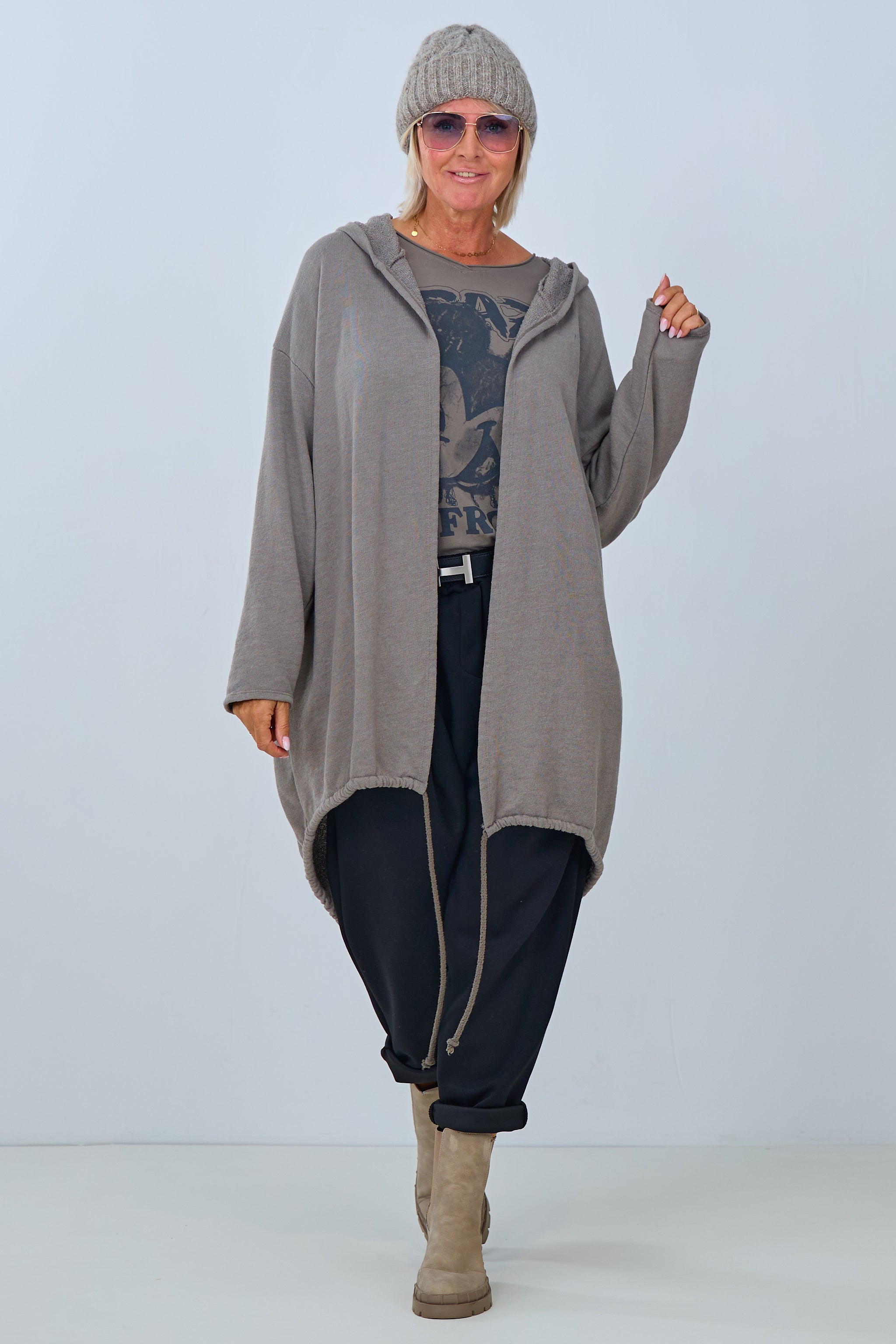 Long sweaty jacket with back print, taupe