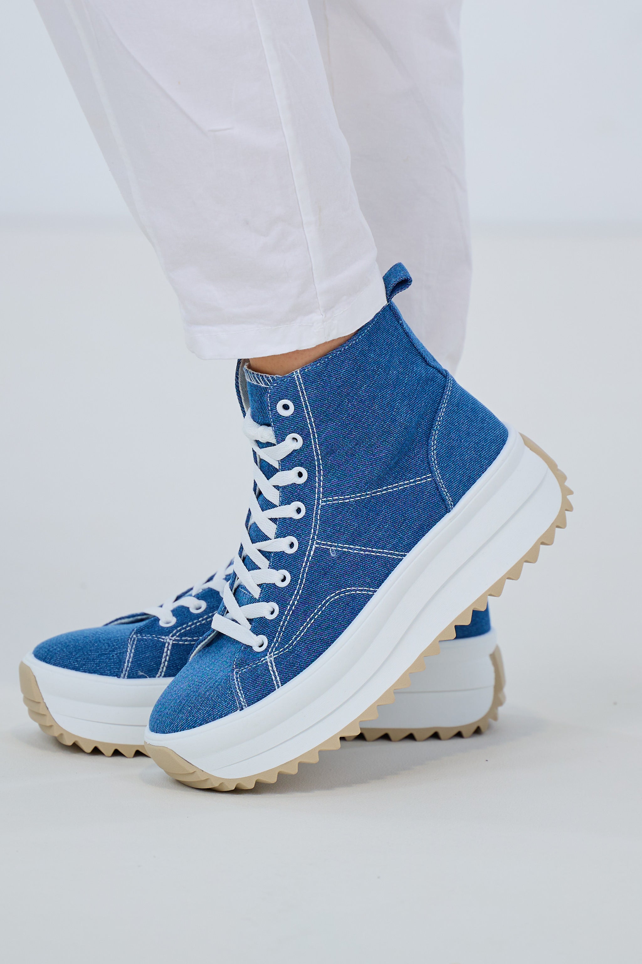 High Sneaker mit Plateausohle, jeansblau von Trends & Lifestyle