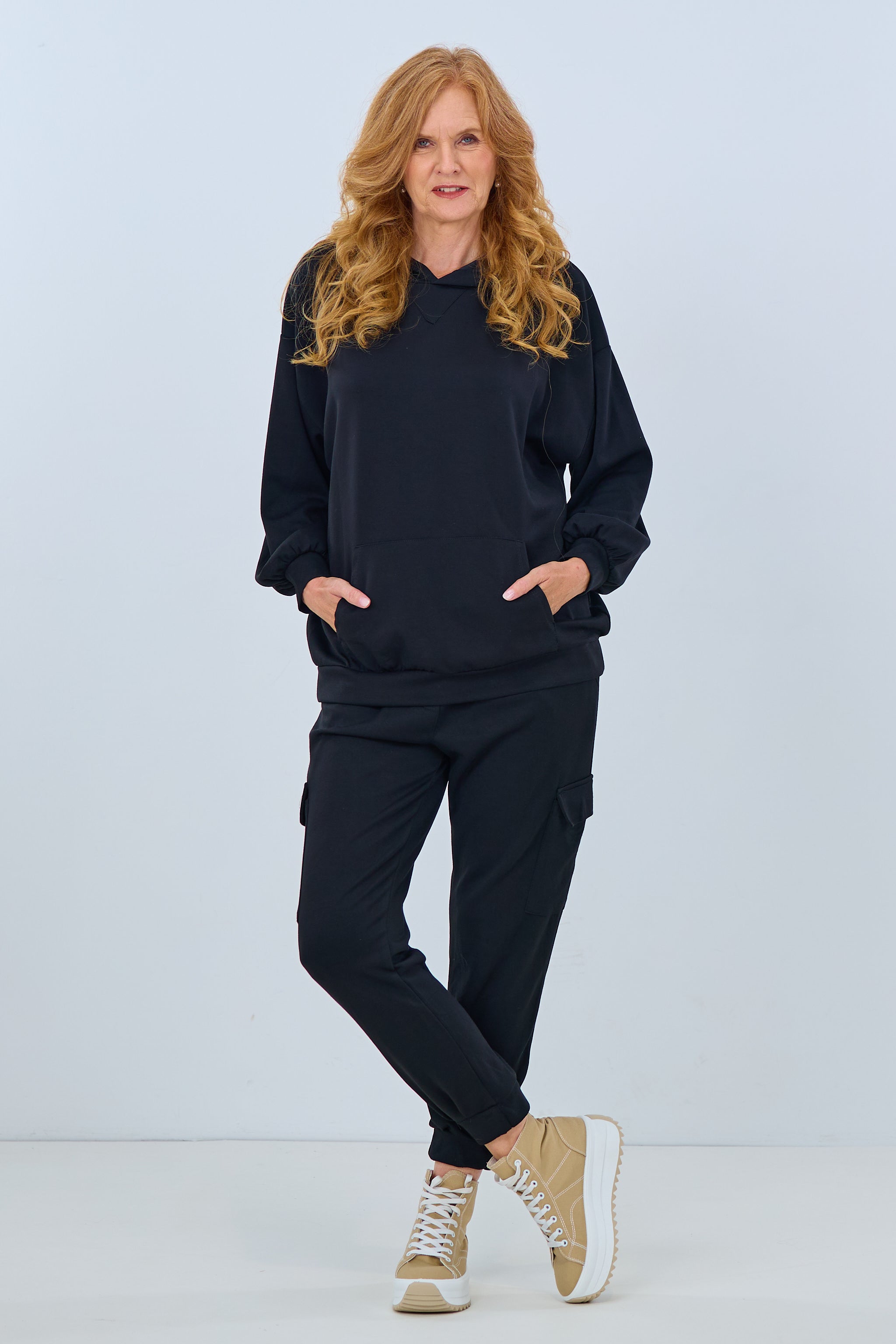 Viscose hoodie with Leo patch, black