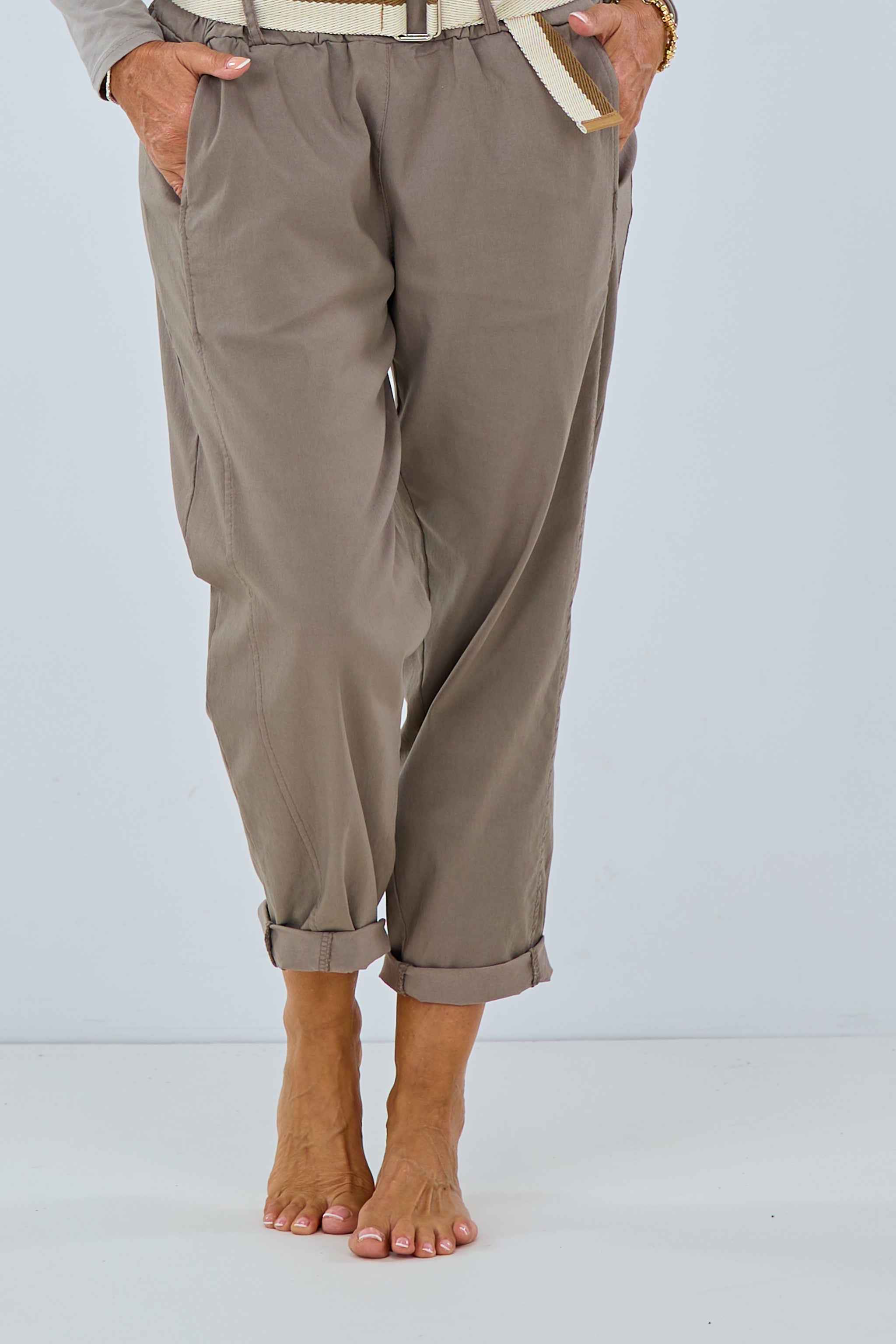 Pull-on trousers with bicolor belt, taupe