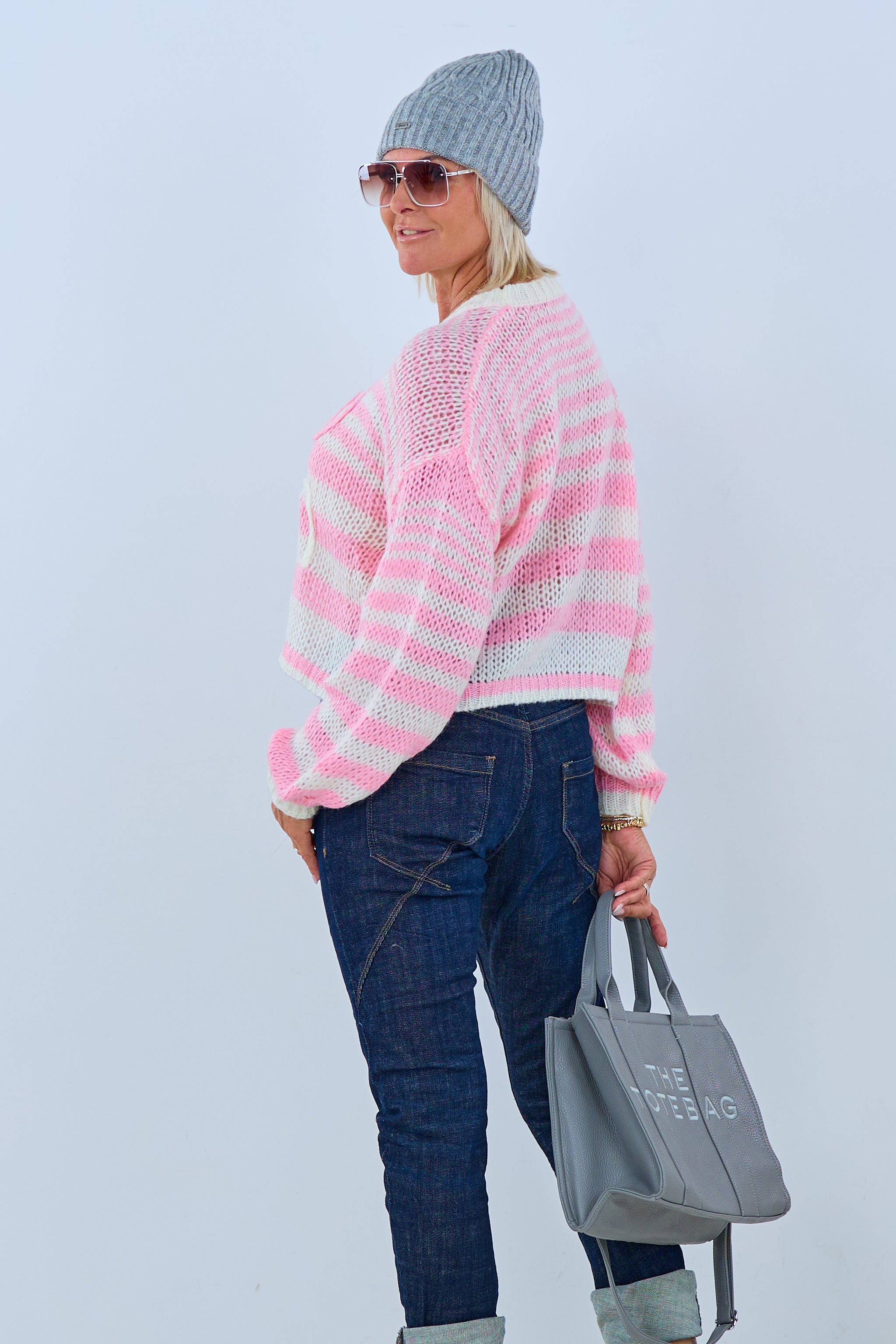 kurzer Strickpulli mit aufgenähten Kringeln, rosa-weiß von Trends & Lifestyle