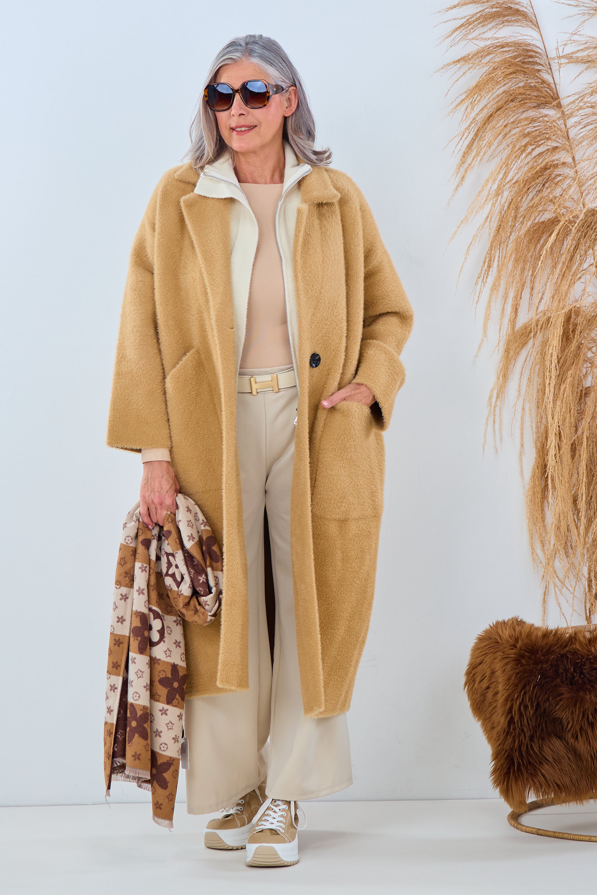 Kuscheliger, schwerer Strickmantel, camel von Trends & Lifestyle