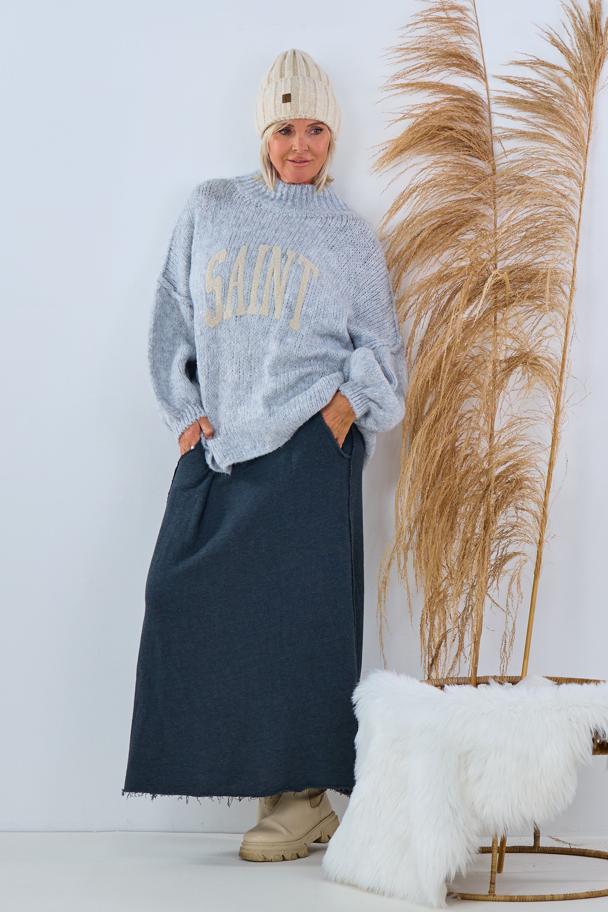 Langer Pulli "Saint", grau von Trends & Lifestyle 