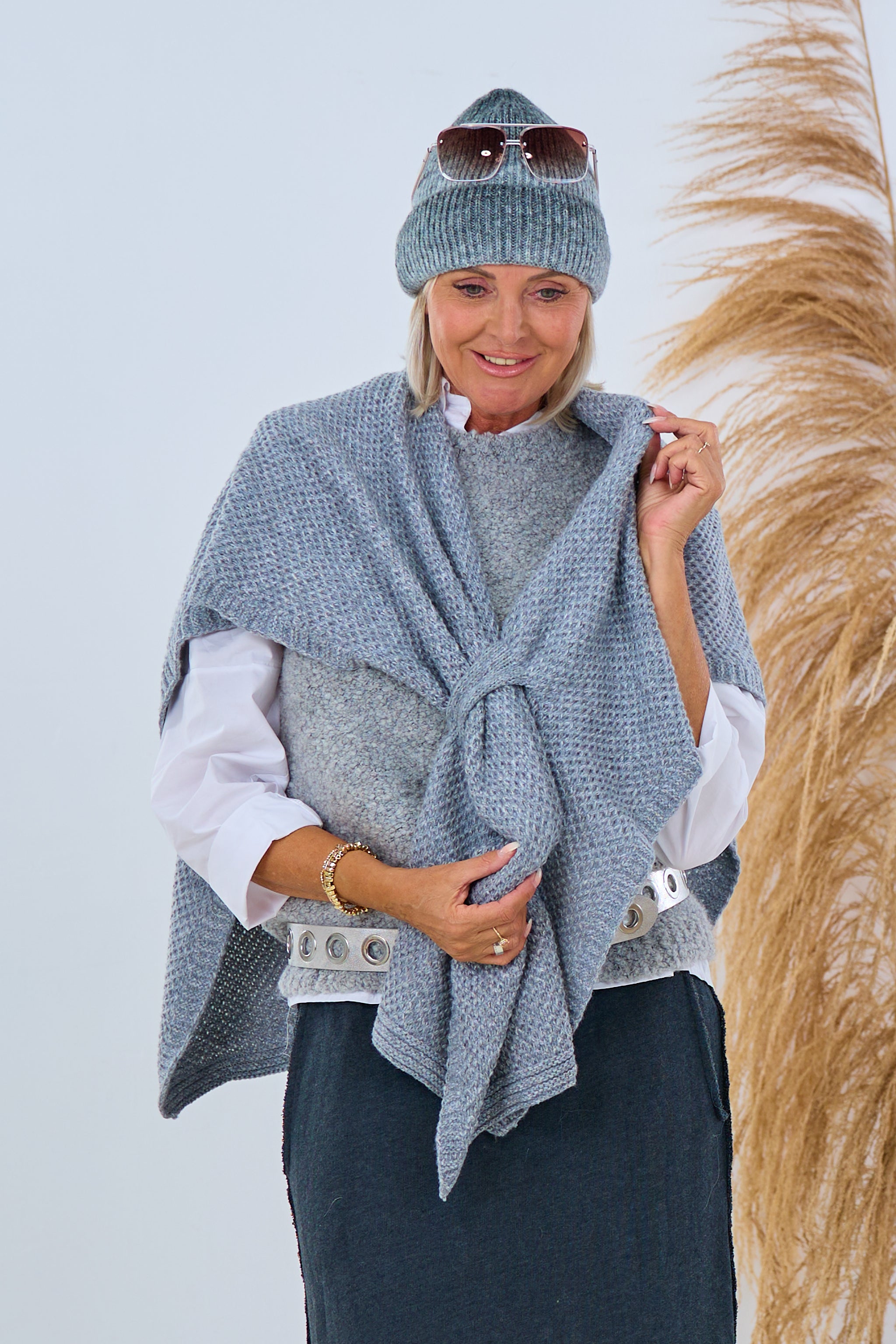 Poncho/Schal, grau melange von Trends & Lifestyle