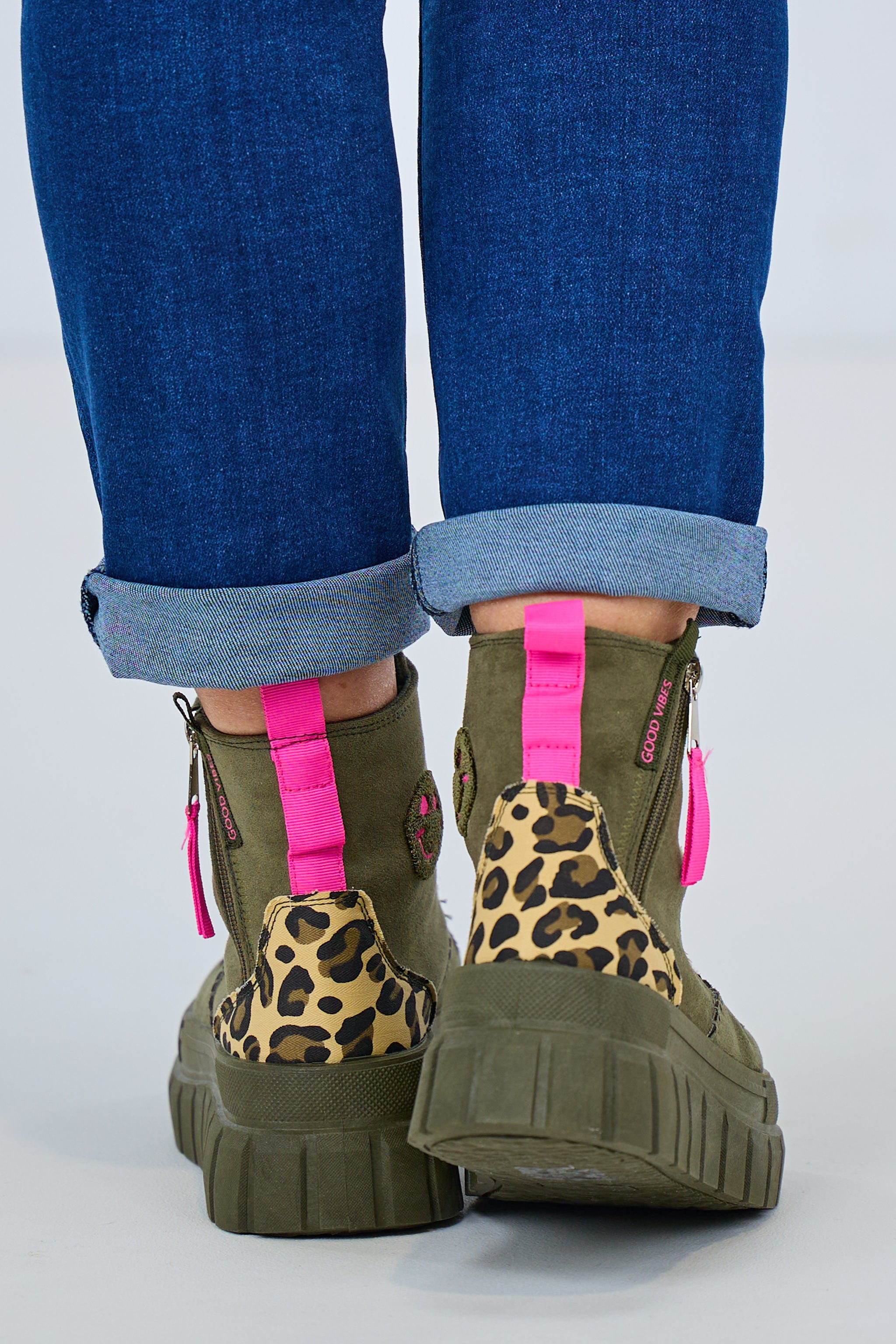 Boots GOOD VIBES, khaki-pink-leo