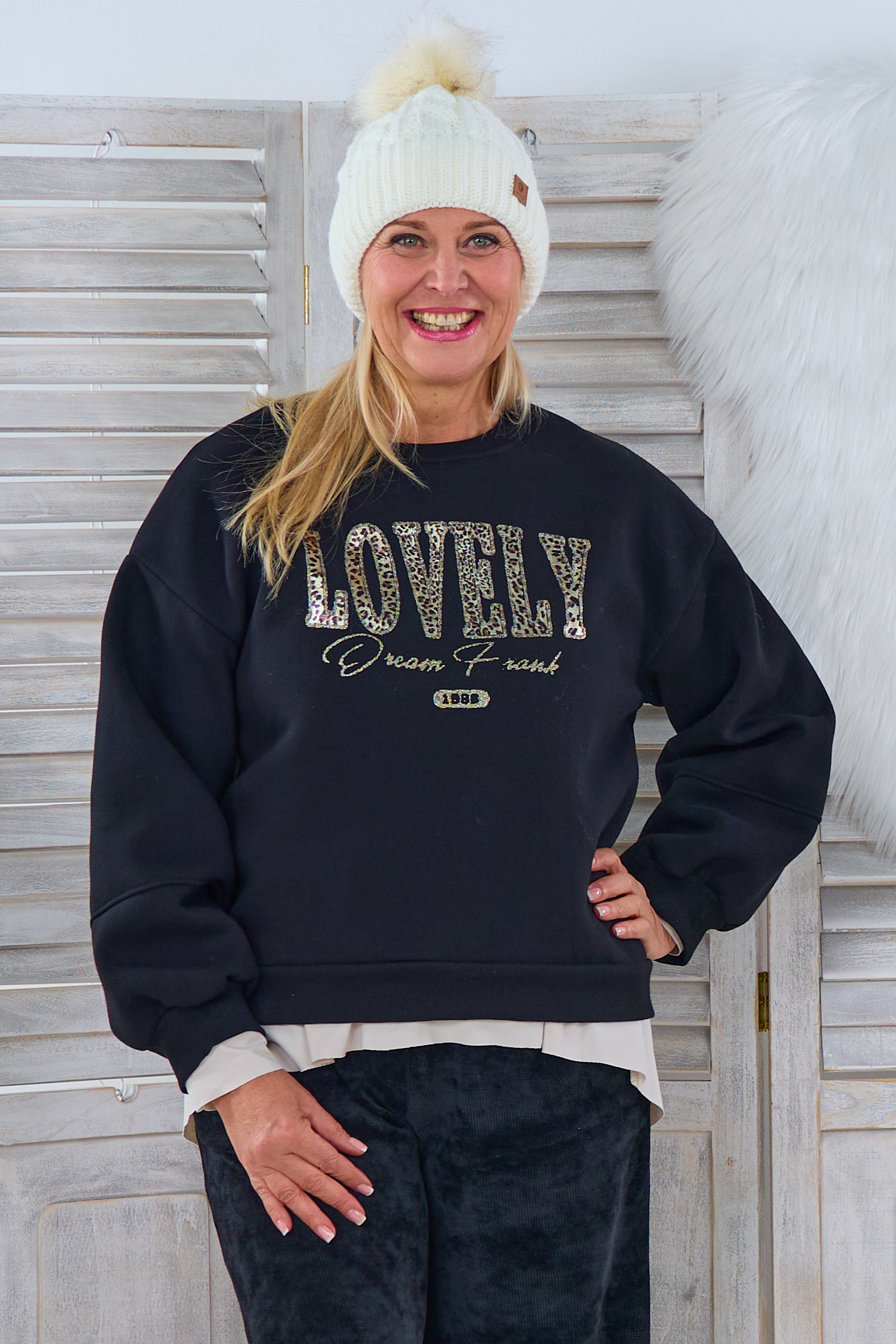 Sweatshirt "Lovely", schwarz-leo von Trends & Lifestyle