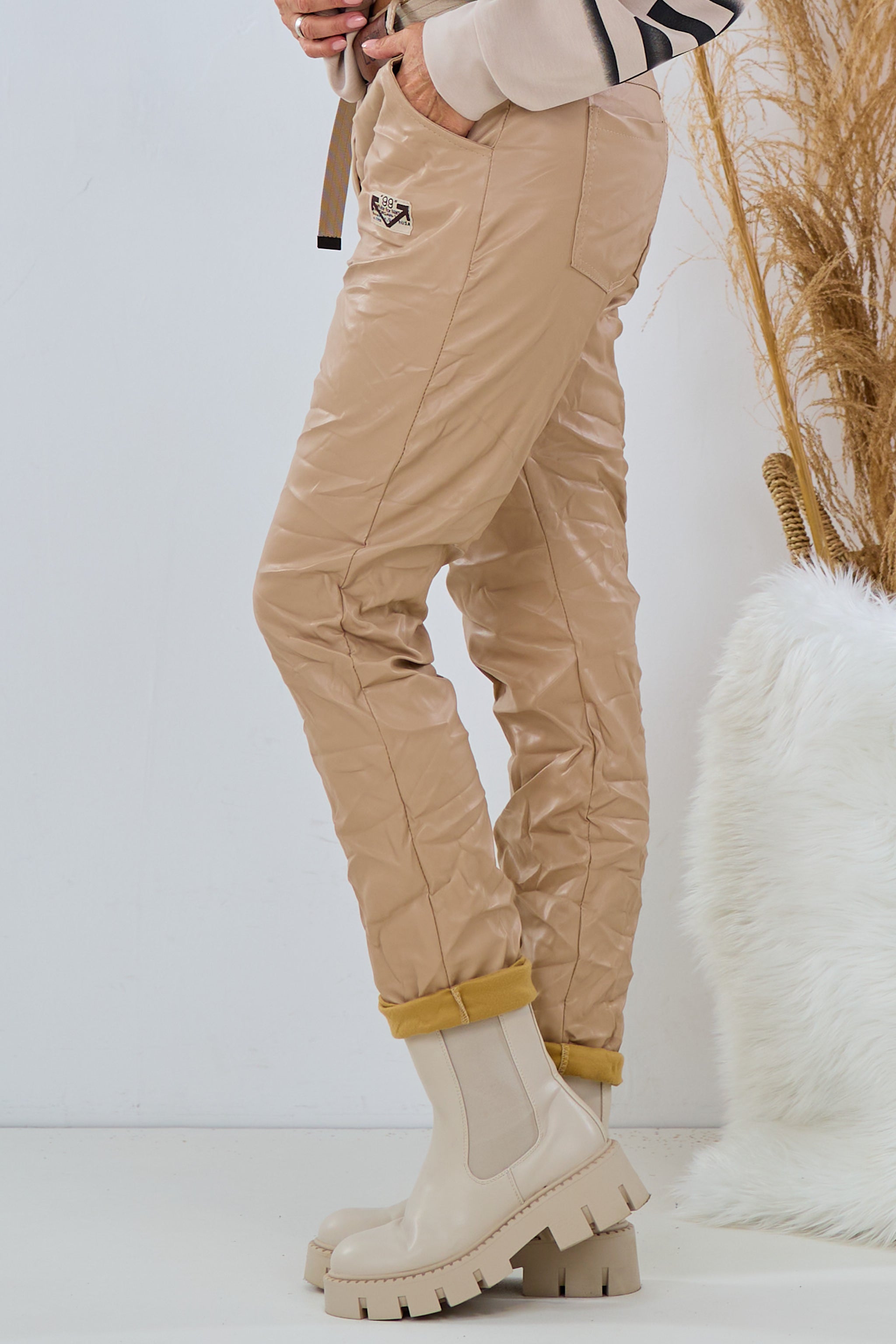 Schlupfhose im Knitterlook, beige von Trends & Lifestyle