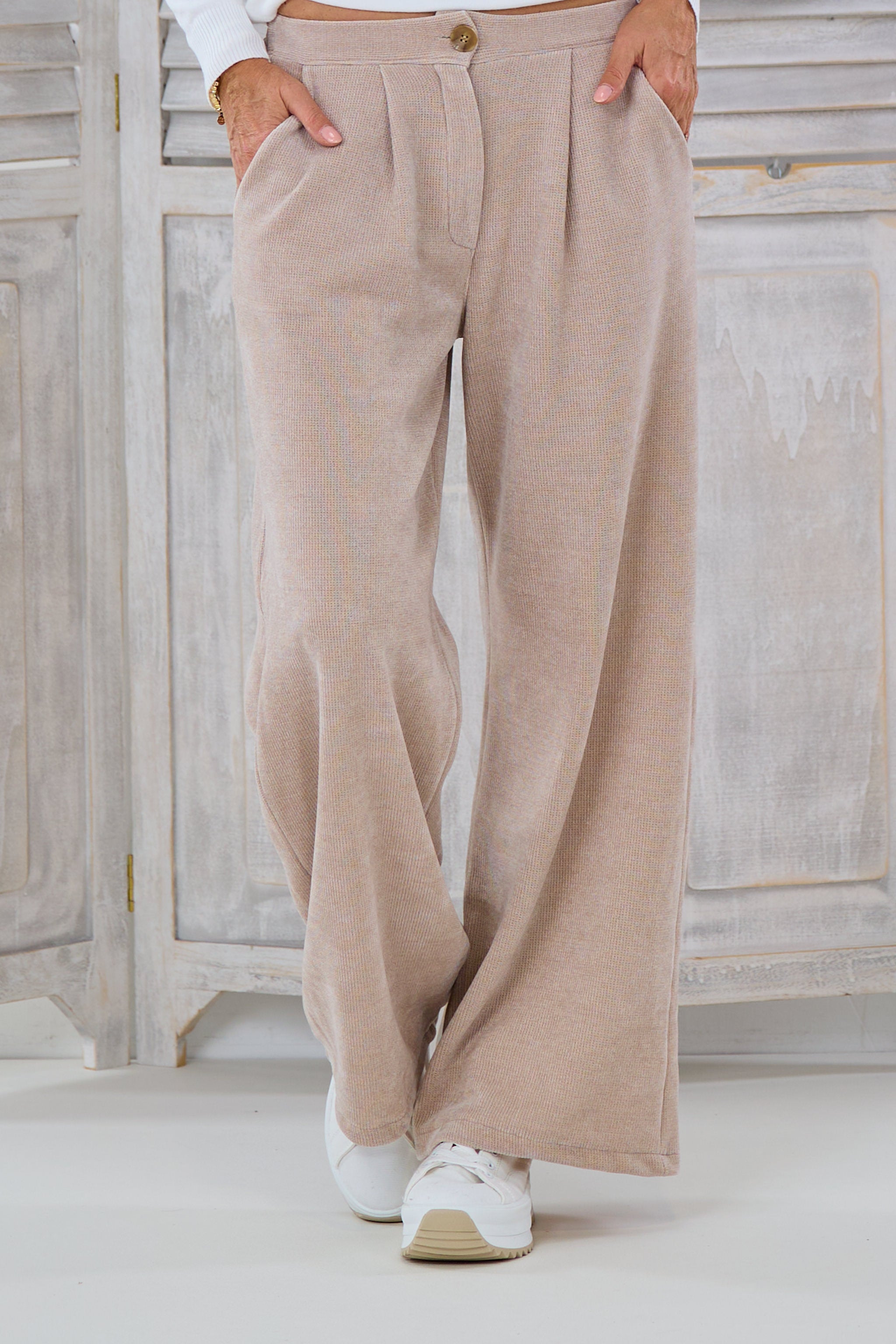 Samtcord Hose mit geradem Bein, beige von Trends & Lifestyle