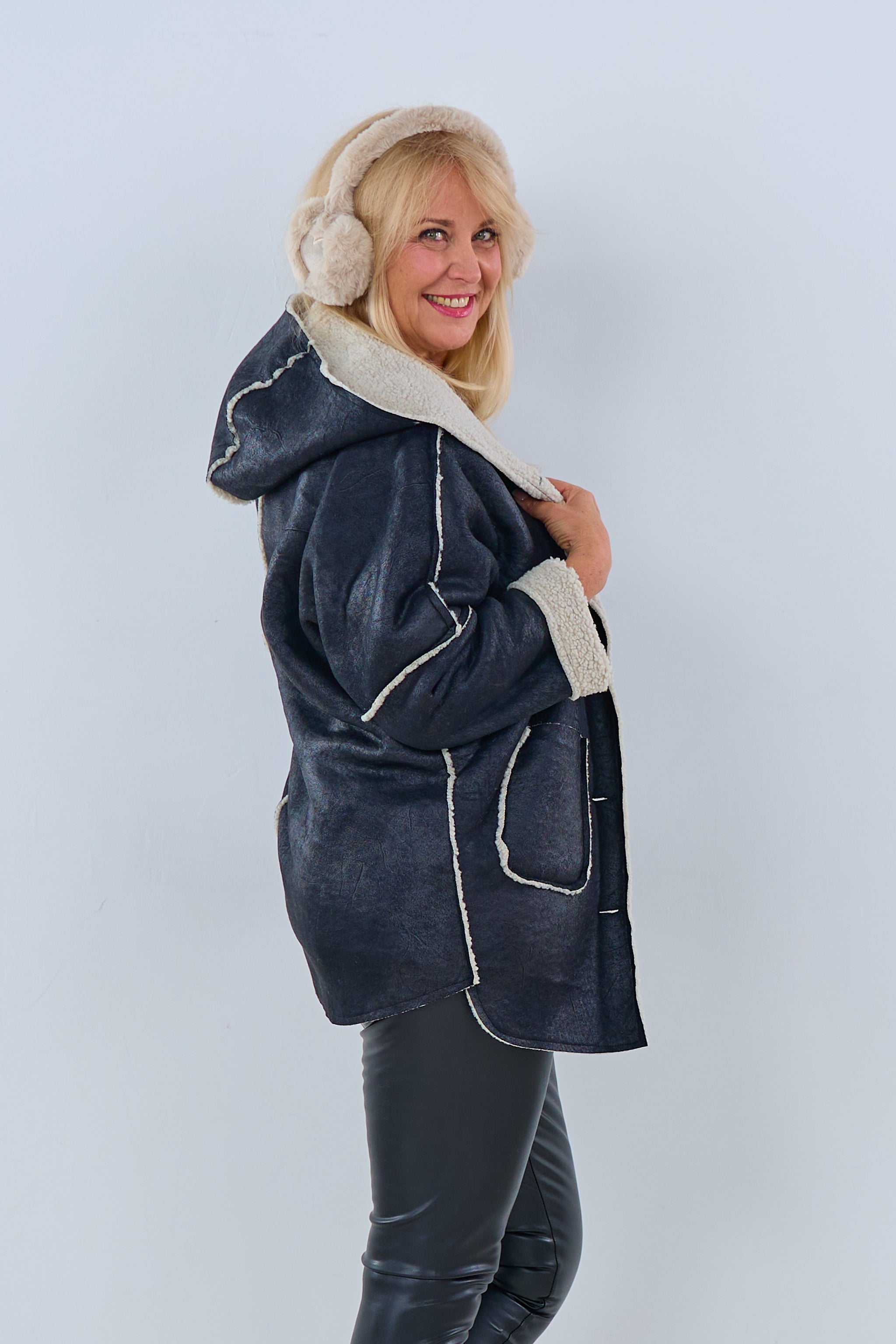 Jacke mit Teddyfell, schwarz von Trends & Lifestyle