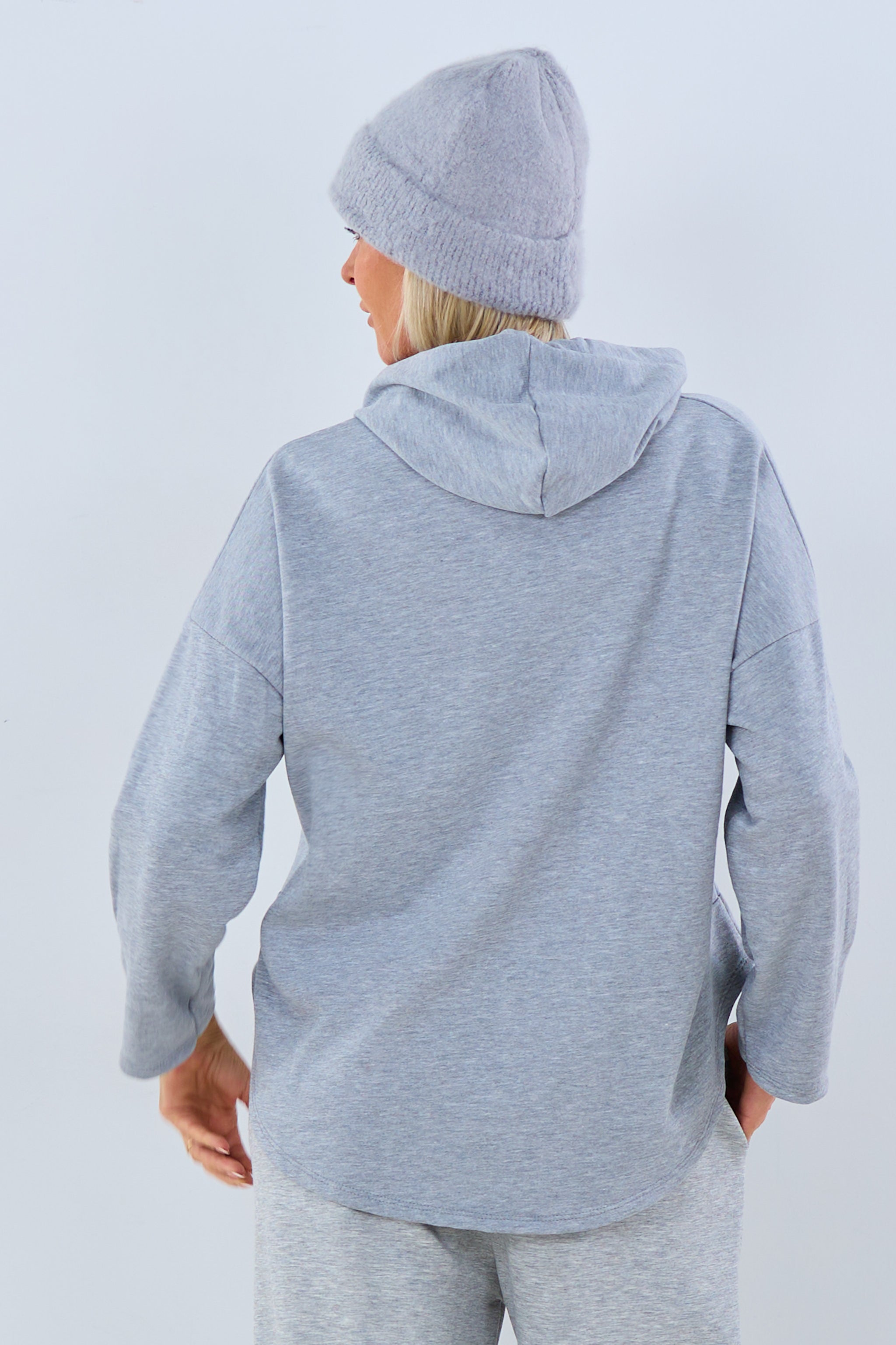 Lässiger Hoodie mit Leo Fell Patches, grau von Trends & Lifestyle