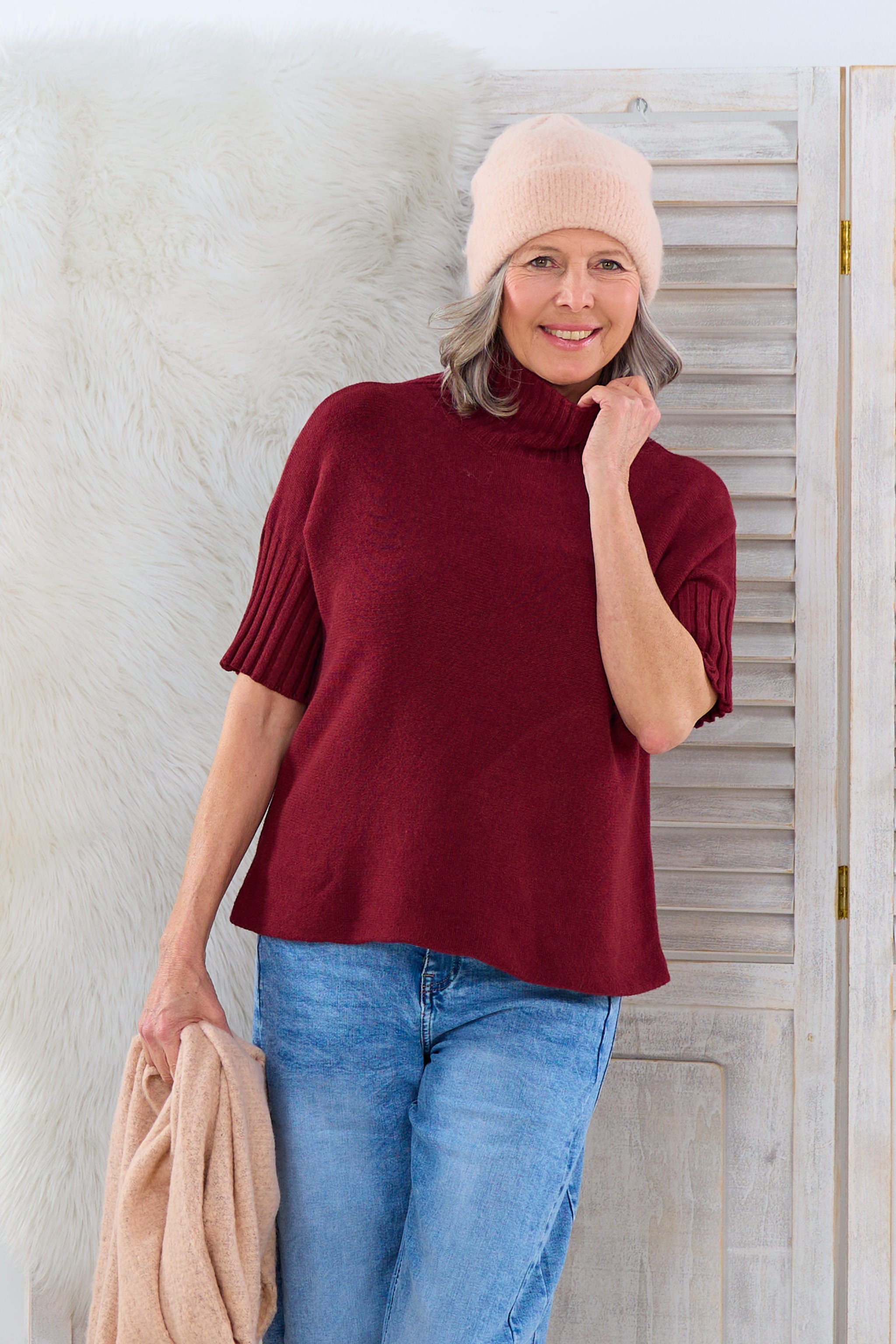 Weicher Kurzarm Pulli mit turtleneck, bordeaux von Trends & Lifestyle