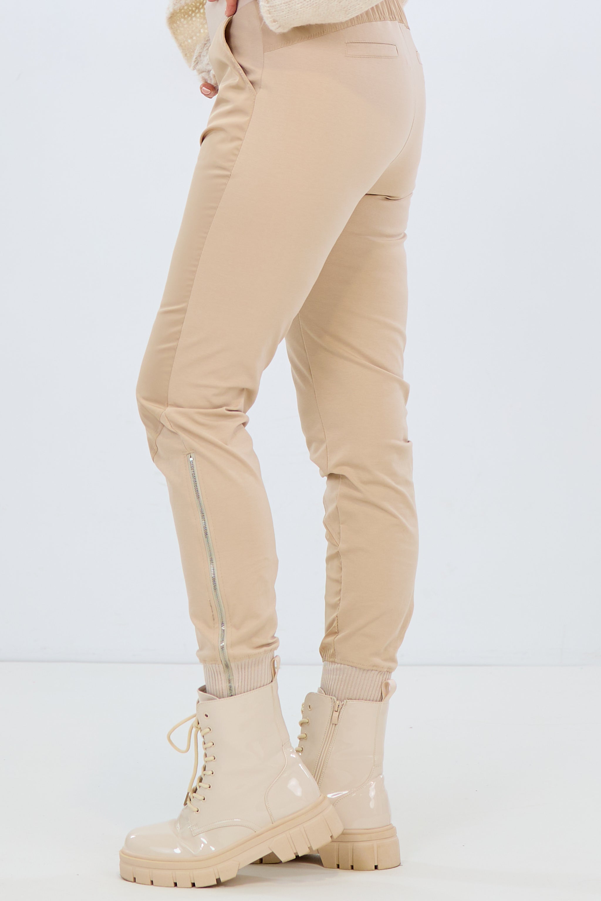 Stylische Hose im Materialmix, beige von Trends & Lifestyle