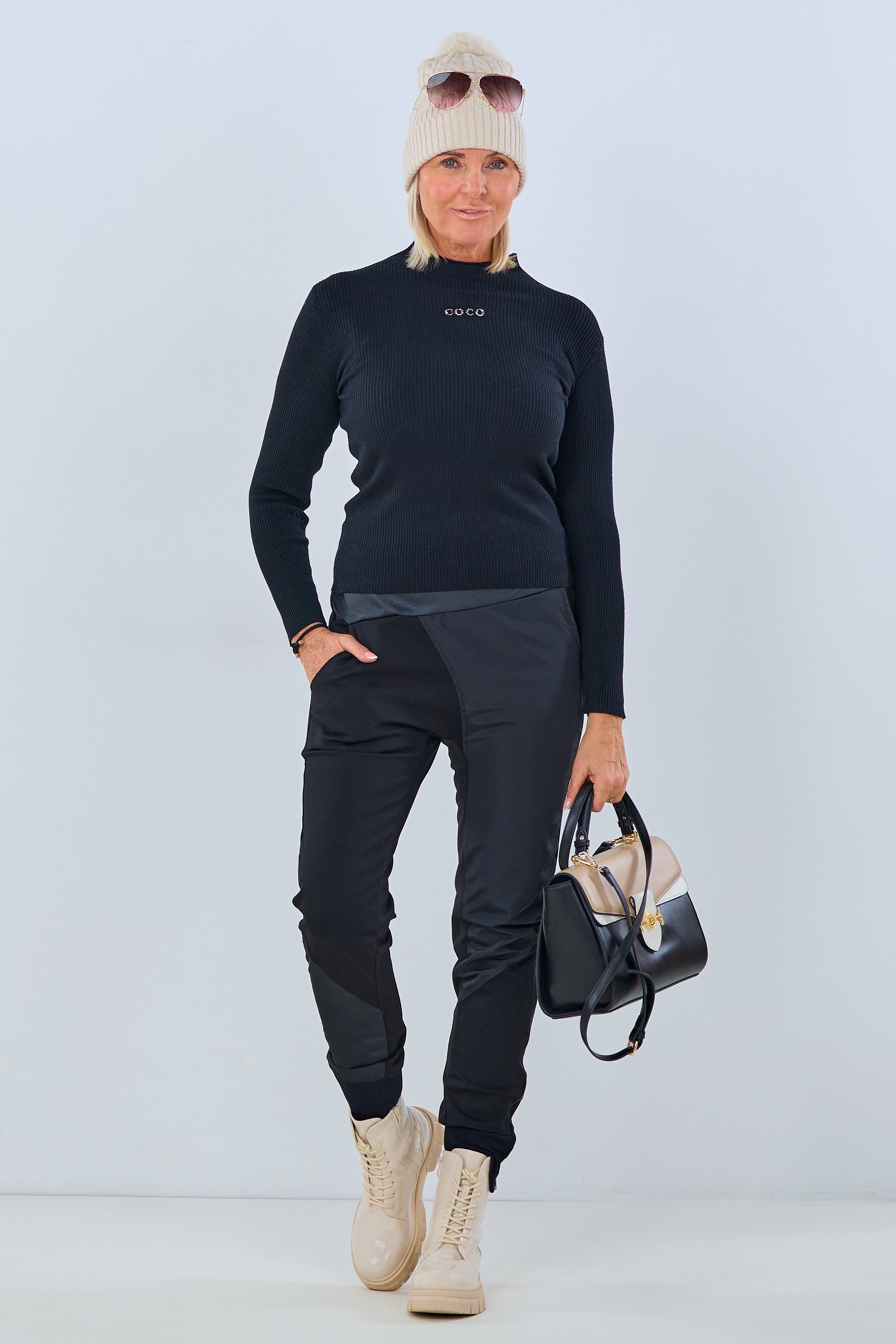 Stylische Hose im Materialmix, schwarz von Trends & Lifestyle