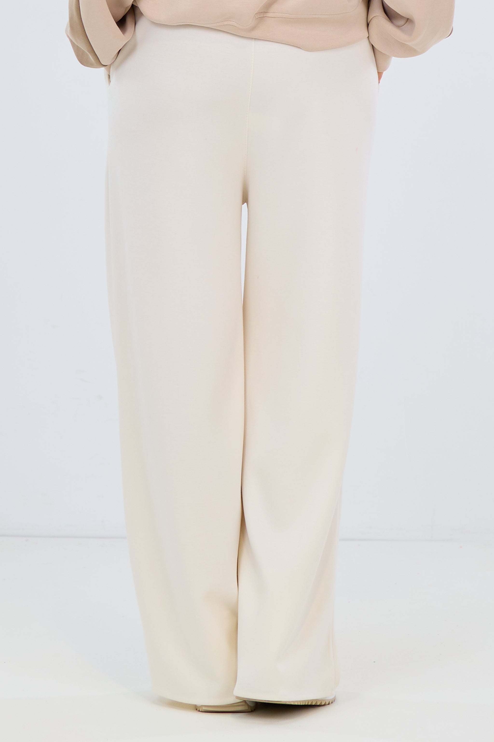 Weiche Hose mit Biese, creme