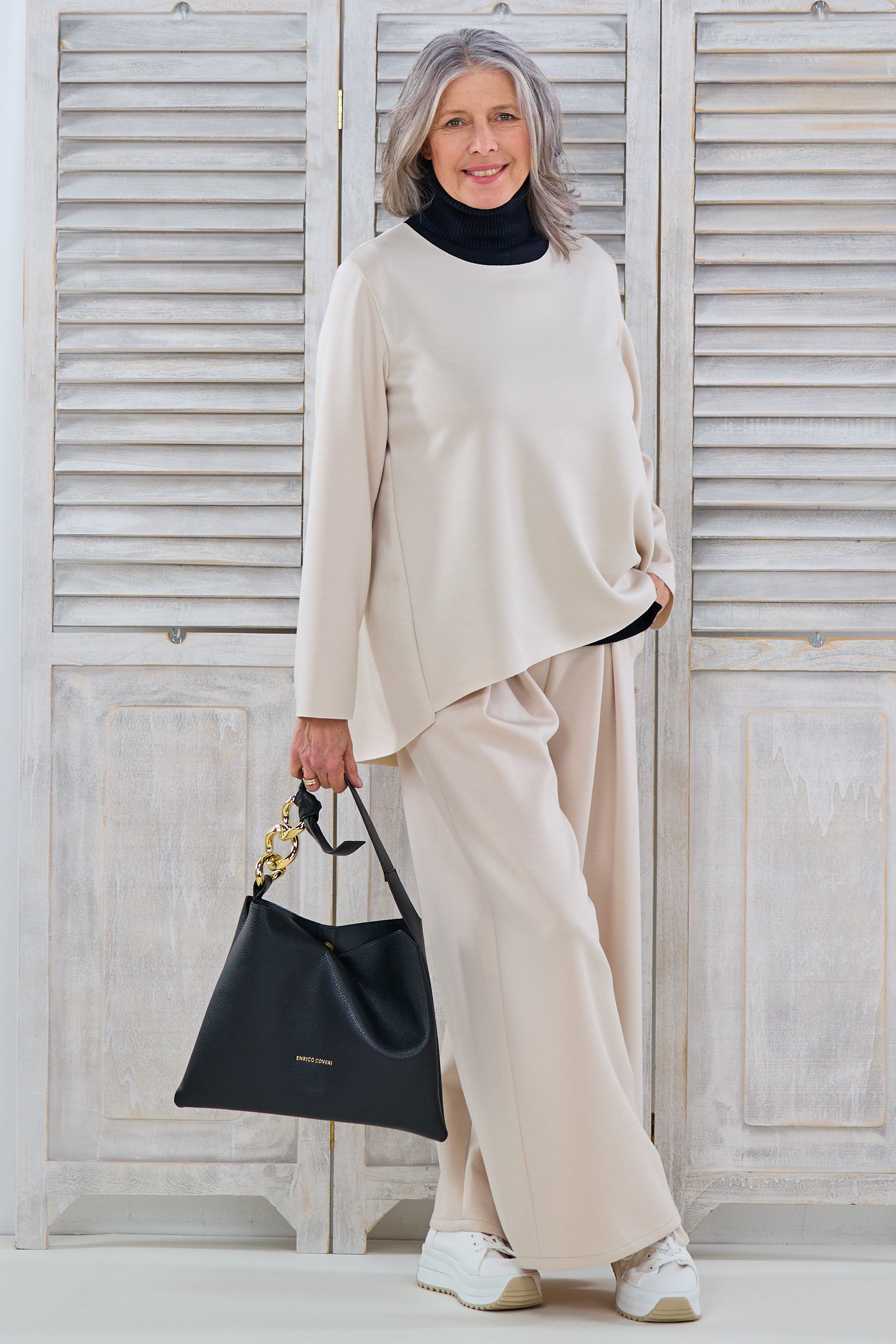 Uni Oversized Shirt, beige von Trends & Lifestyle Deutschland GmbH