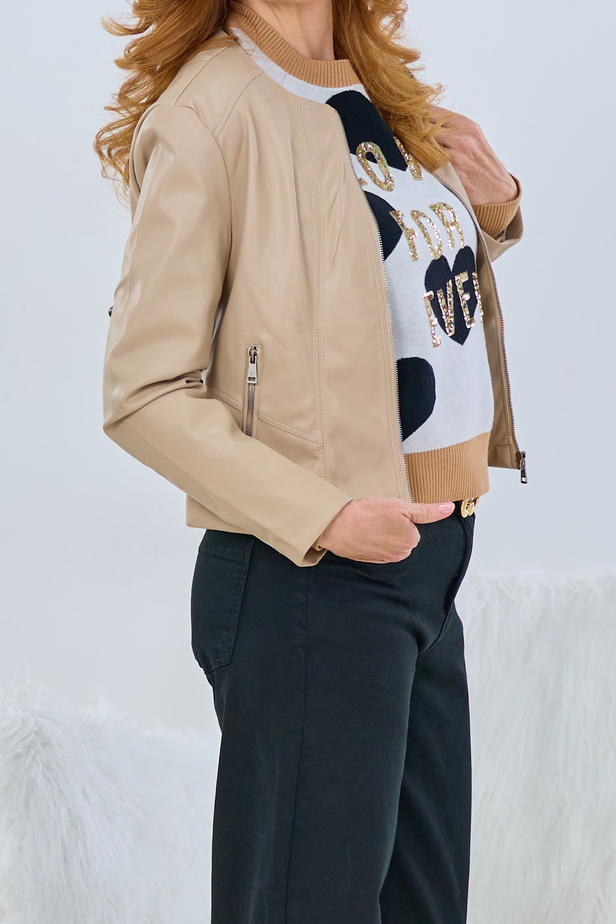 kurze, taillierte Kunstlederjacke, beige von Trends & Lifestyle Deutschland GmbH