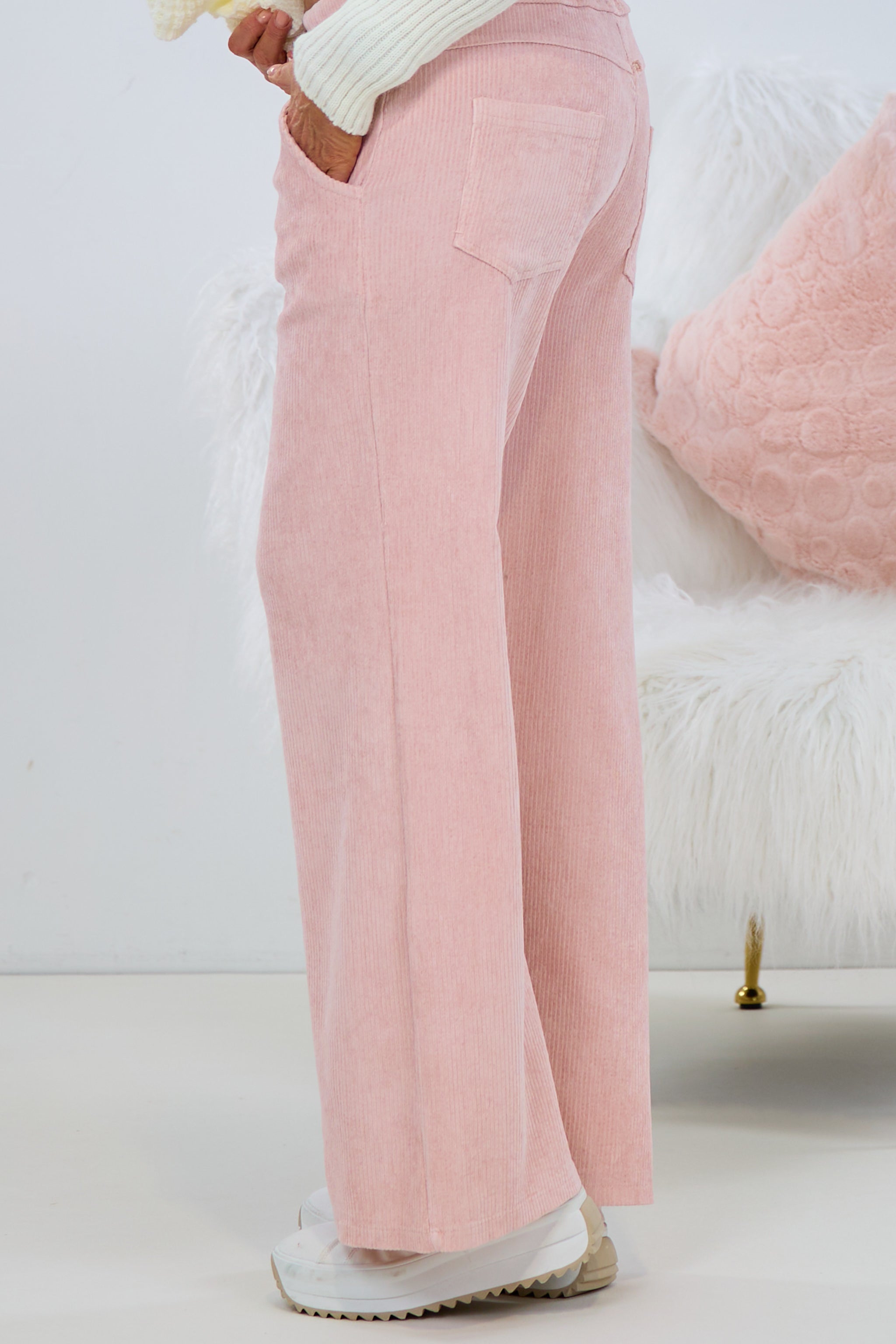 Cordhose mit geradem Bein, rosa von Trends & Lifestyle Deutschland GmbH