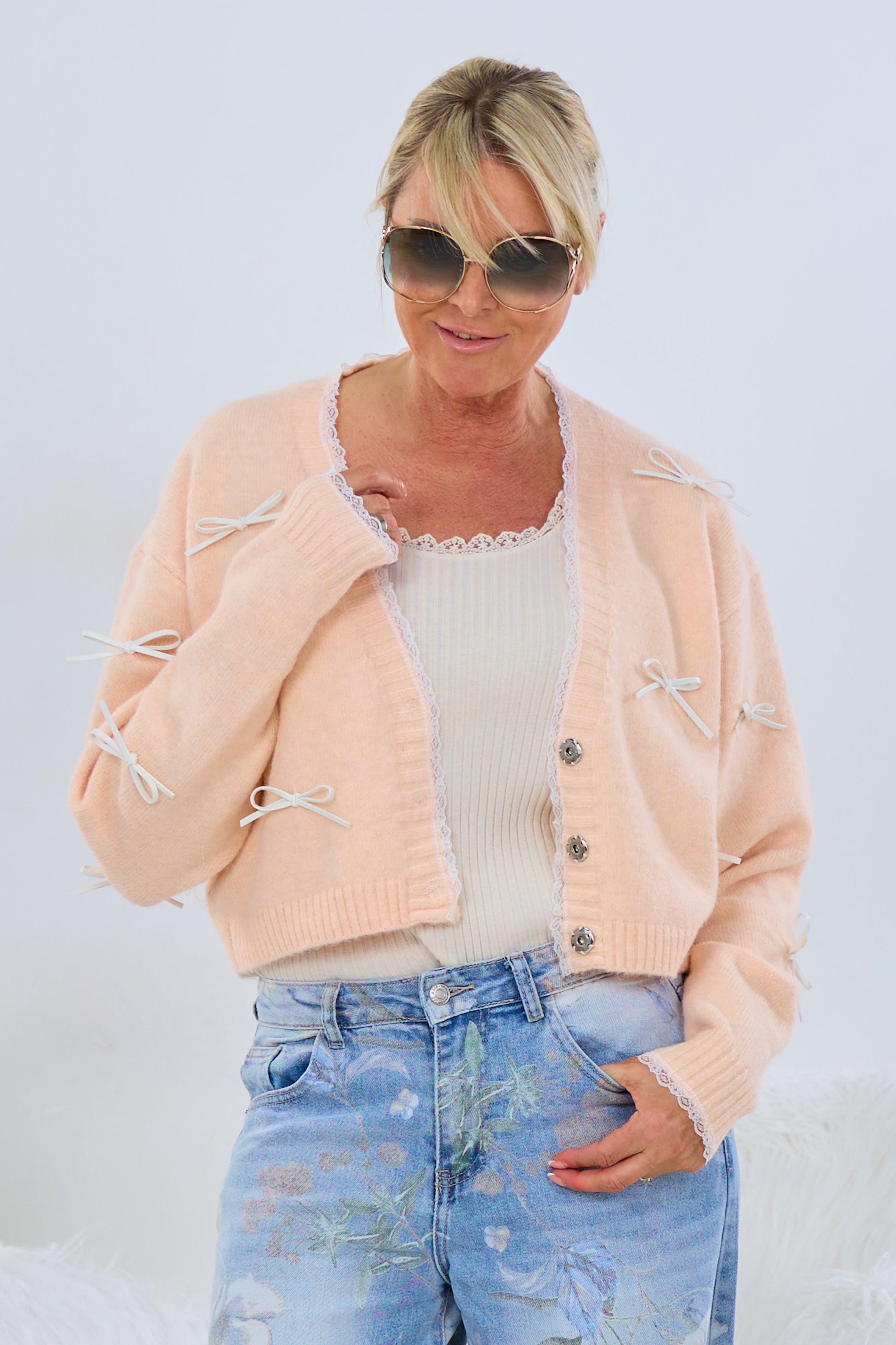 süsser Cardigan mit Schleifchen, apricot von Trends & Lifestyle Deutschland GmbH