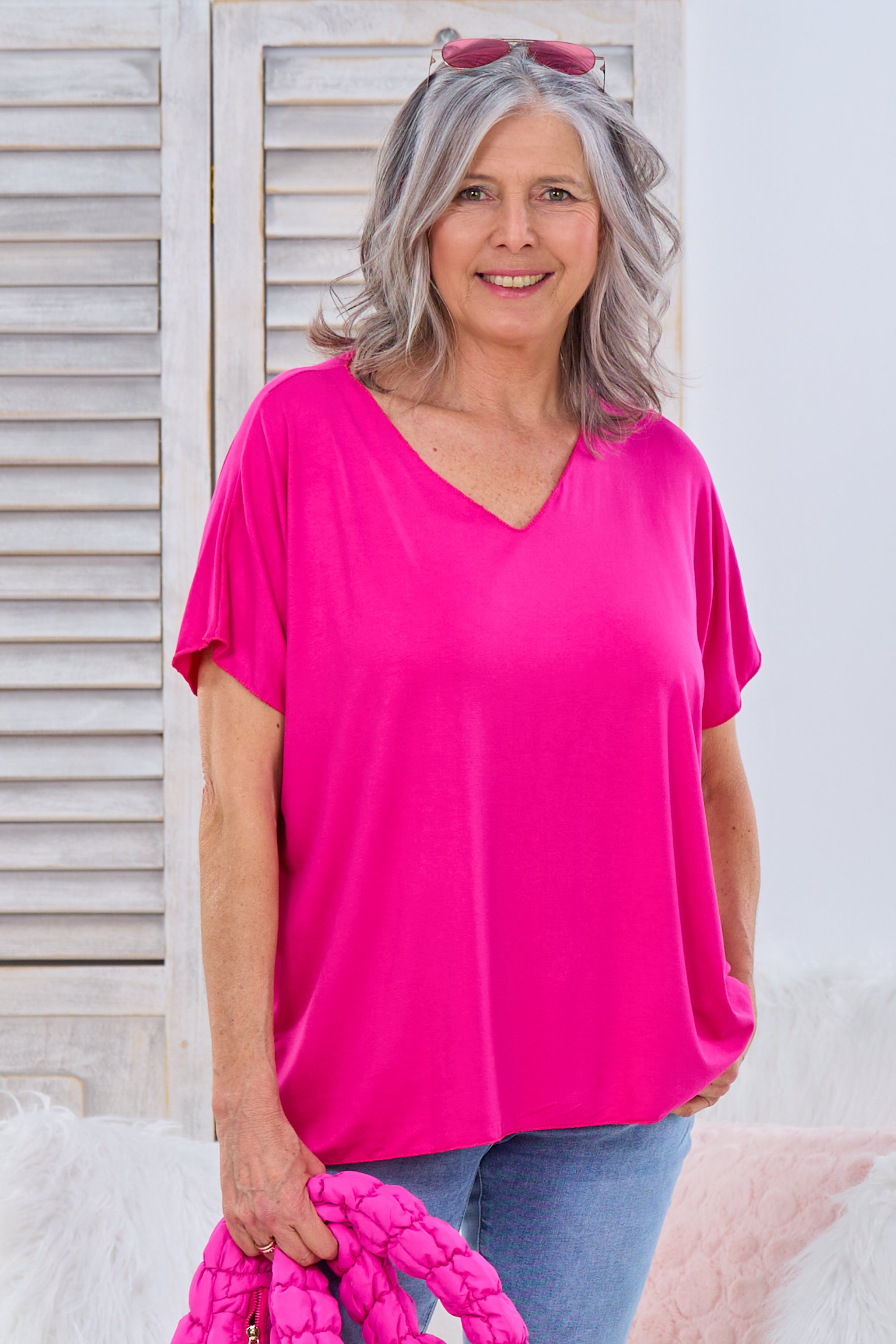 kurzarm Basic Shirt mit V-Ausschnitt, pink von Trends & Lifestyle Deutschland GmbH