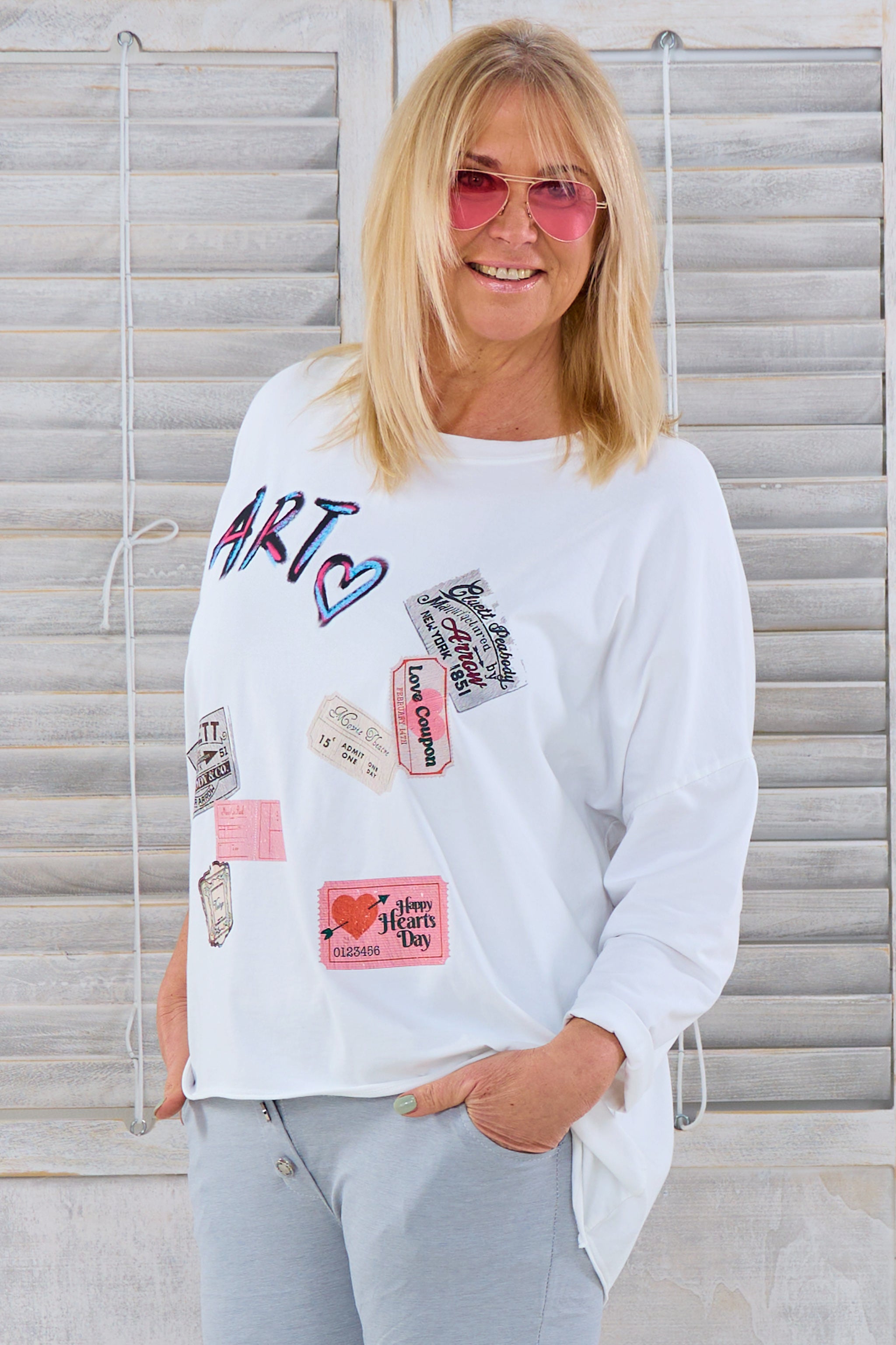 Oversized Shirt mit Art- und Coupon-Drucken, weiß von Trends & Lifestyle Deutschland GmbH