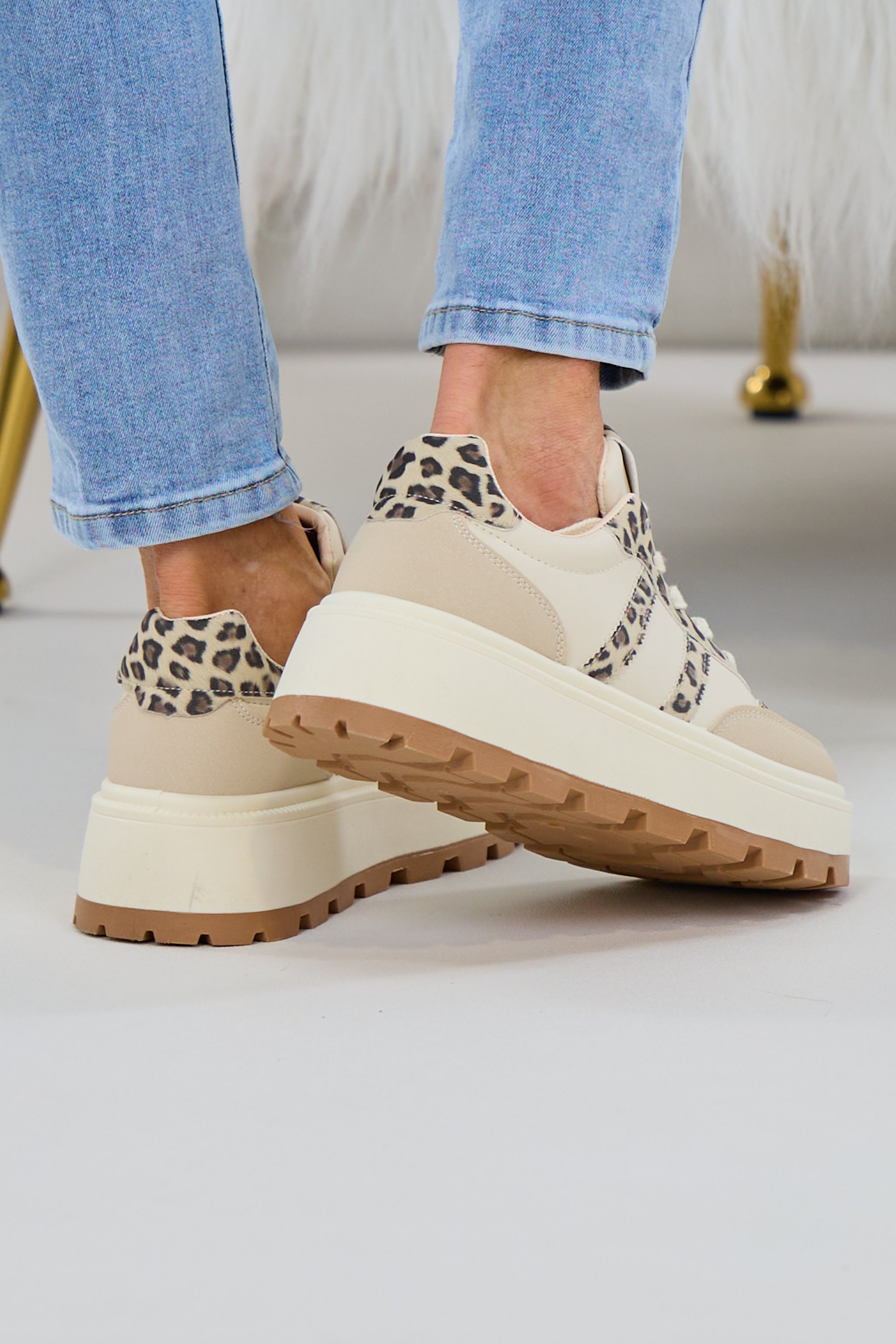 Sneaker mit grober Plateausohle, beige-leo von Trends & Lifestyle Deutschland GmbH