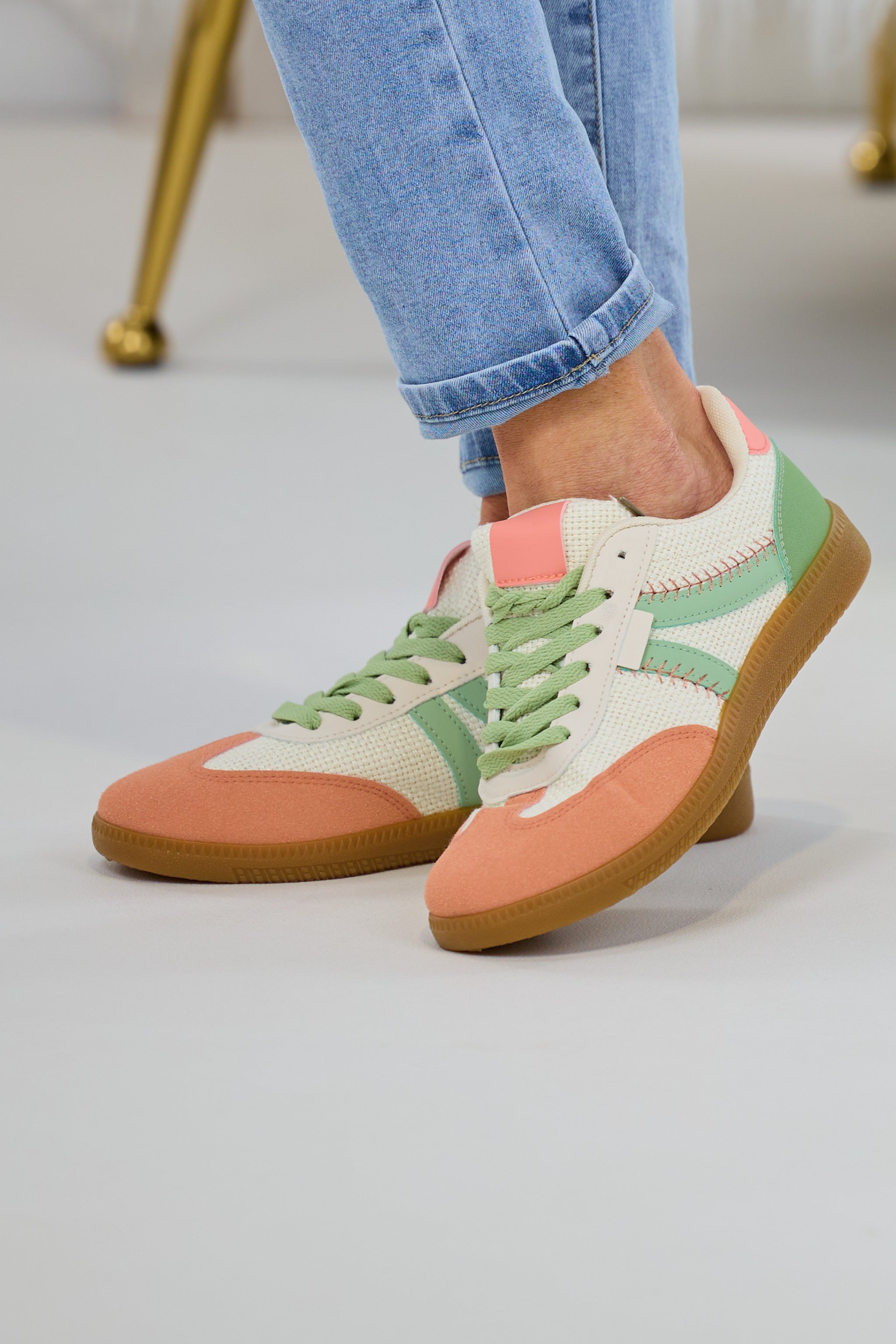 Sneaker mit gewebten Einsätzen, creme-lindgrün-apricot von Trends & Lifestyle Deutschland GmbH