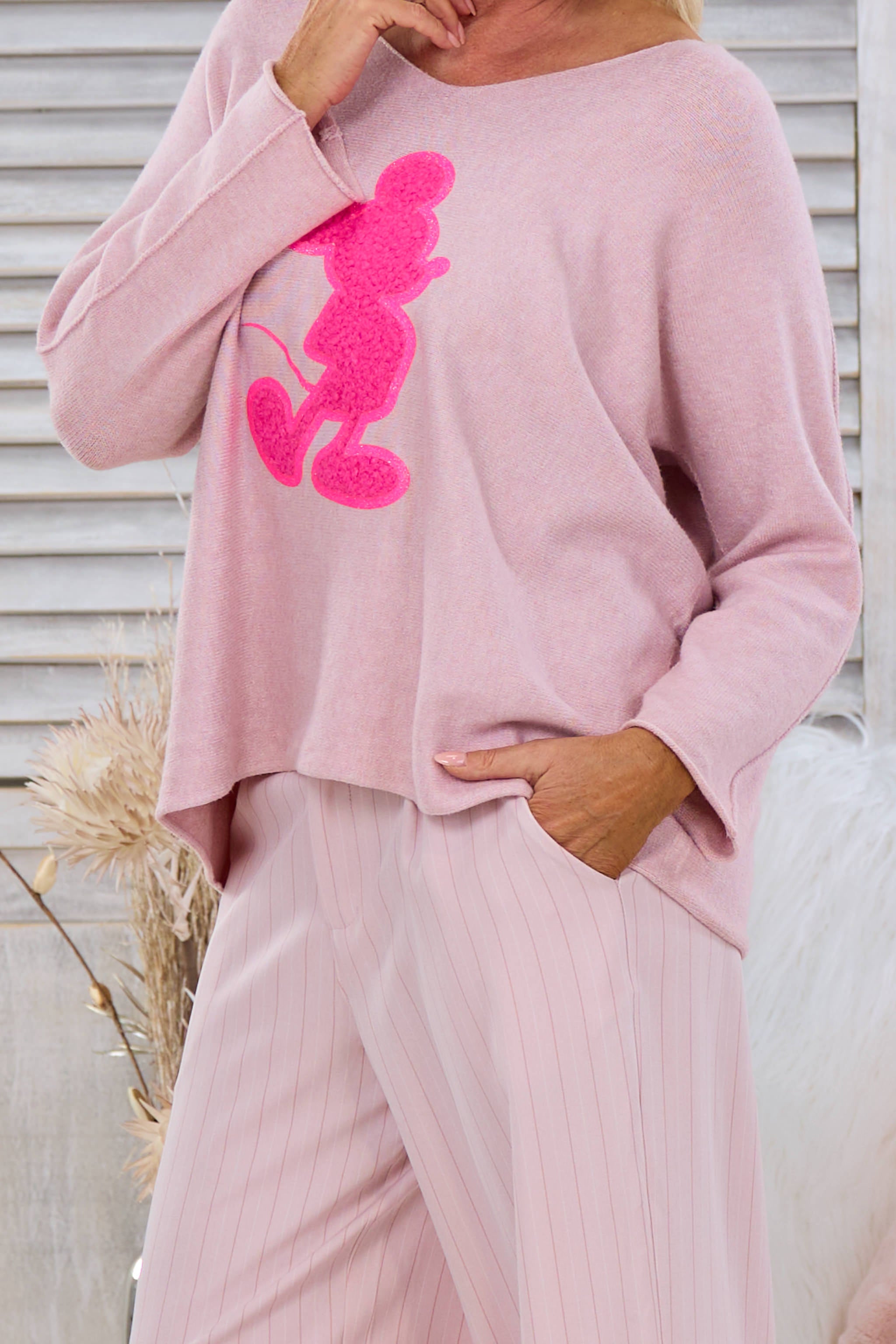 weicher Pulli mit Maus Patch, altrosa-pink von Trends & Lifestyle Deutschland GmbH