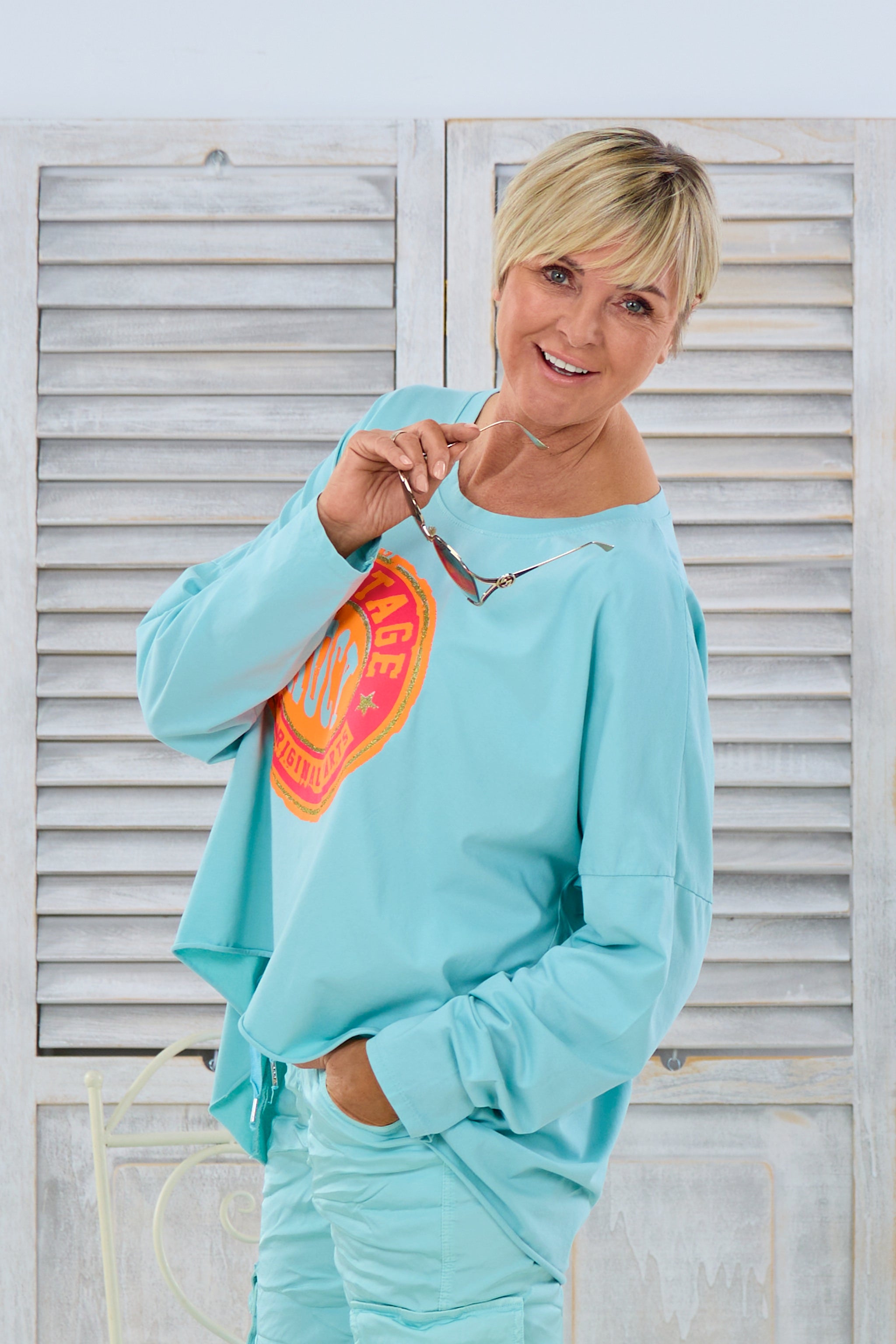 Oversized Shirt mit VINTAGE-ROCK-Emblem, mint von Trends & Lifestyle Deutschland GmbH