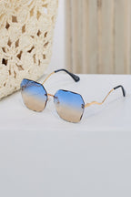 Stylish sunglasses with curved temples, see variants