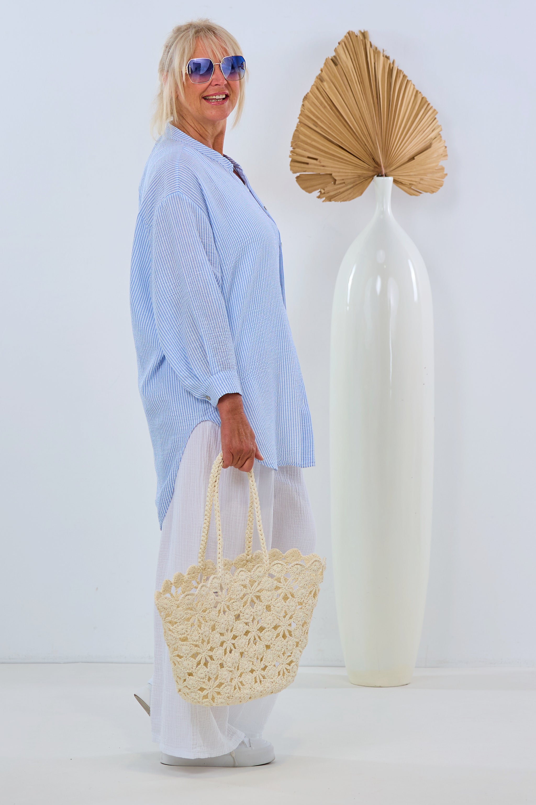 Long, striped oversized shirt, light blue-white