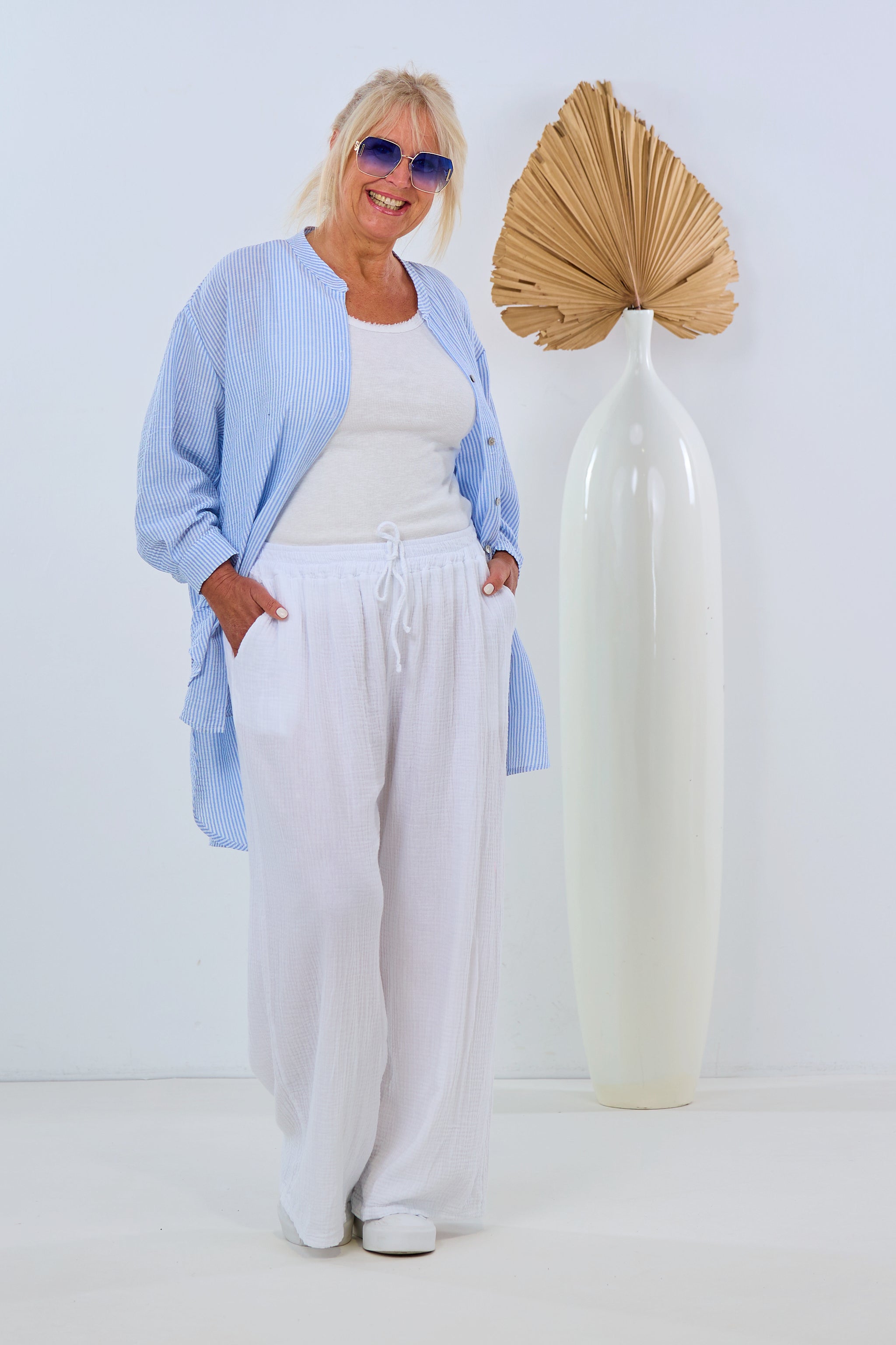 Long, striped oversized shirt, light blue-white