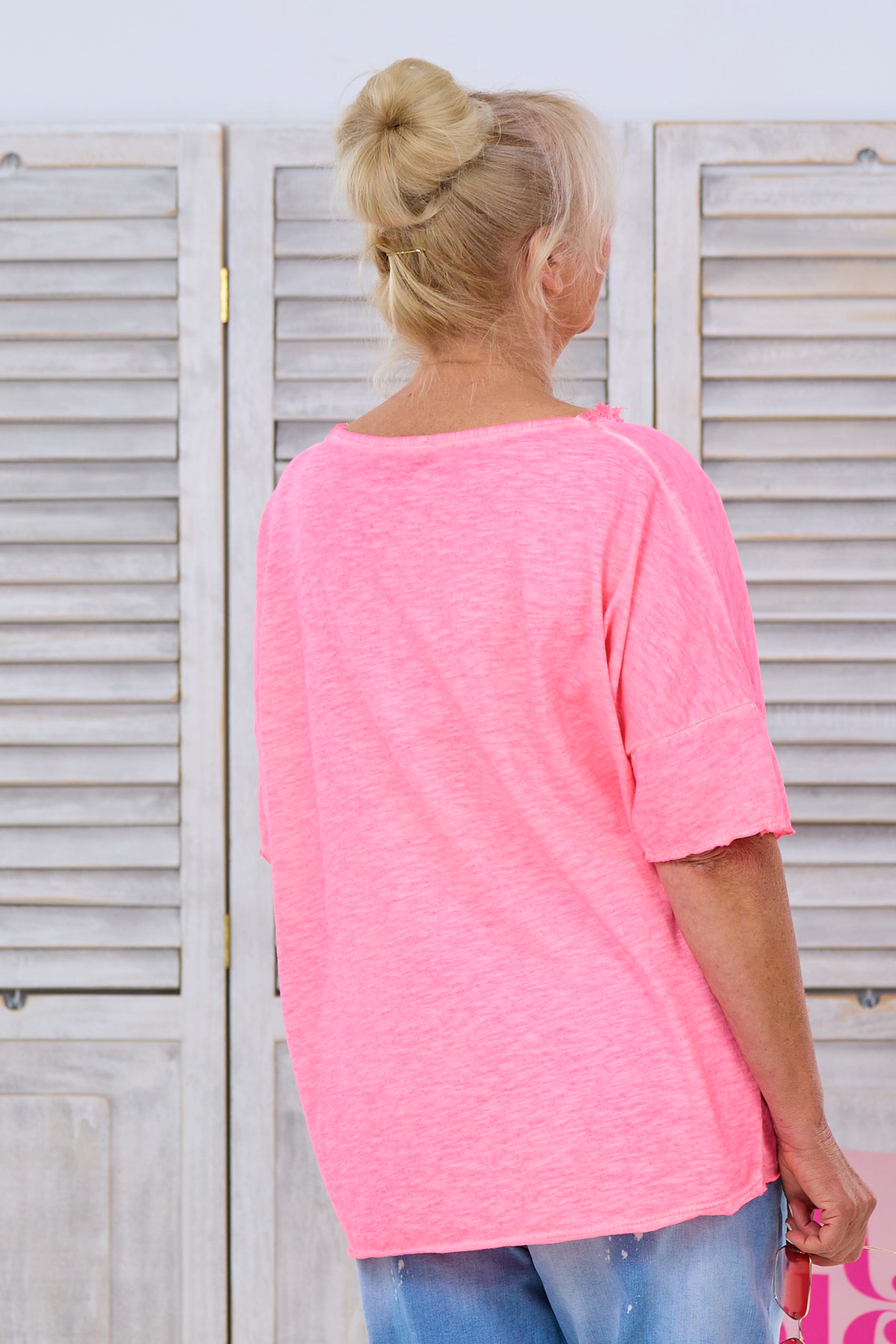 T-Shirt mit ausgefranster Bordüre, pink