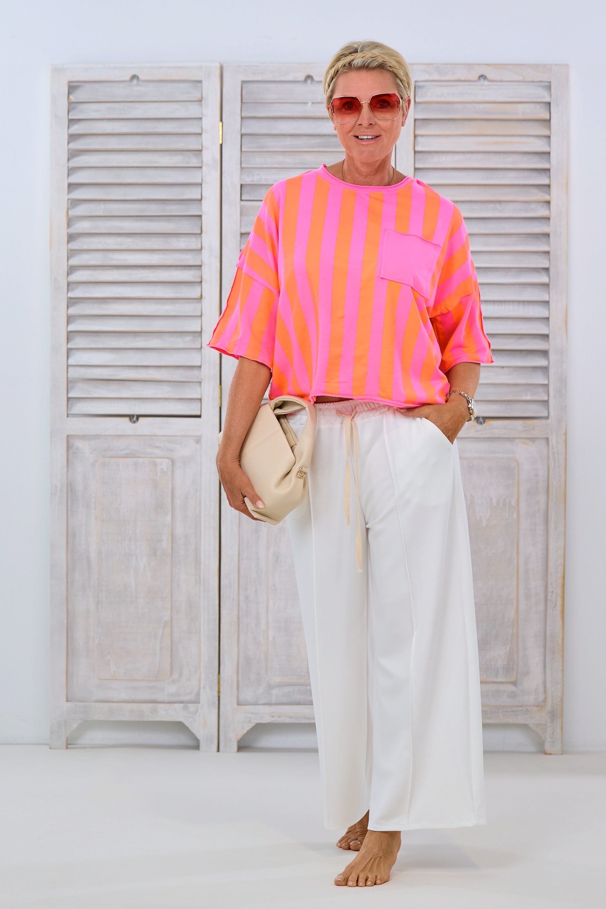 Striped sweatshirt with chest pocket, pink-orange