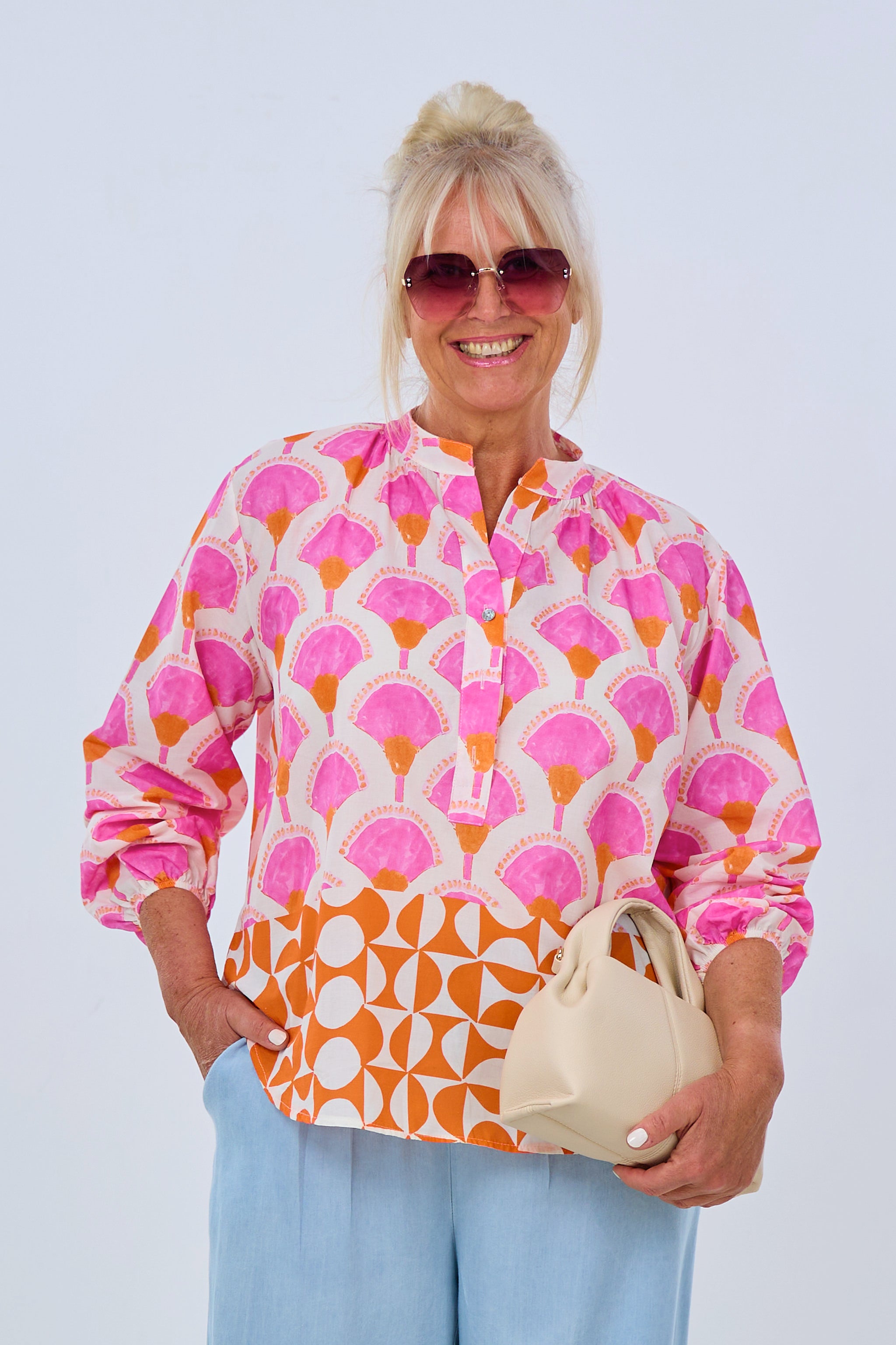 Bluse mit Fantasy-Print, pink-orange von Trends & Lifestyle Deutschland GmbH
