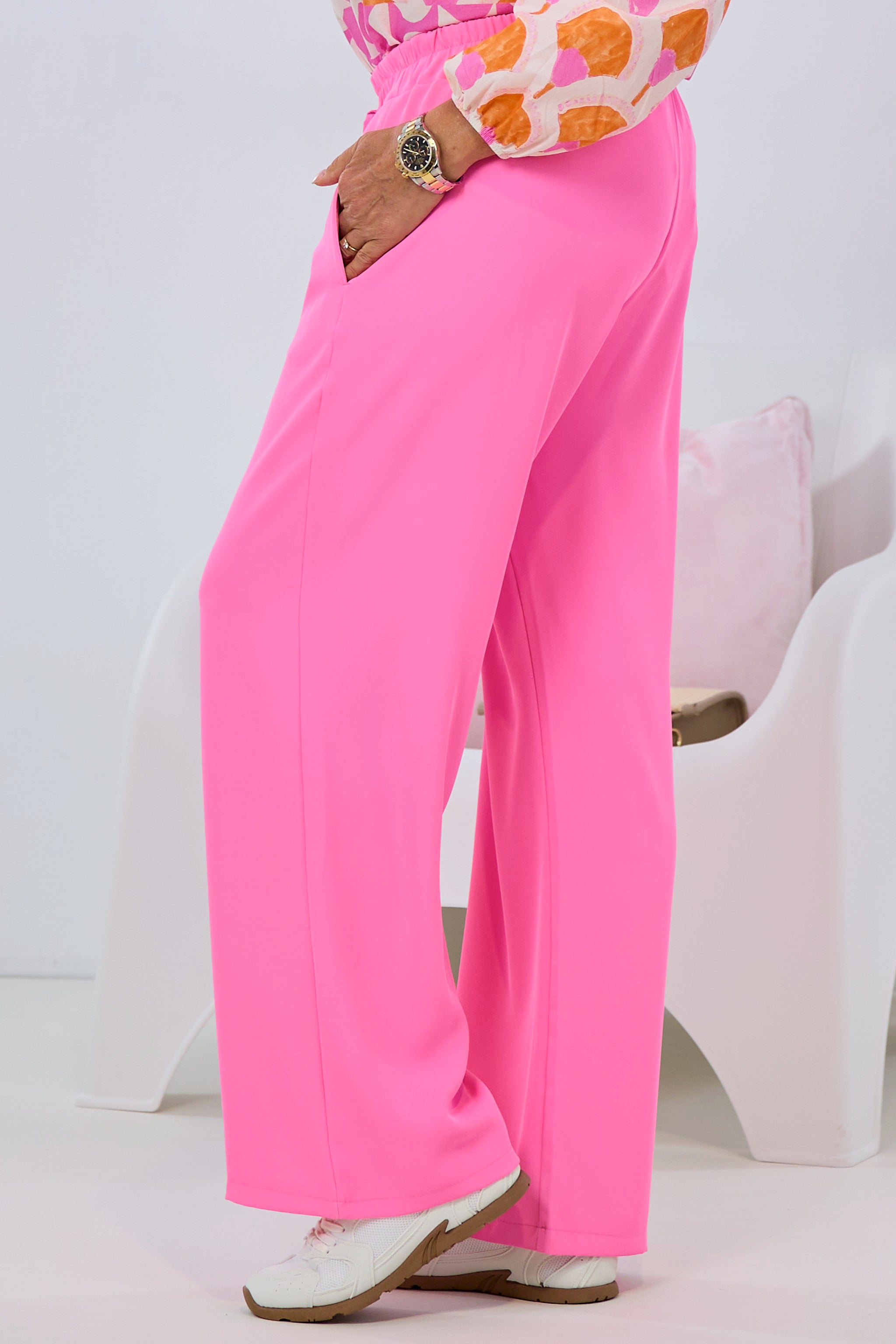 weite Stoffhose mit Zierbändchen-klein, candyrosa von Trends & Lifestyle Deutschland GmbH