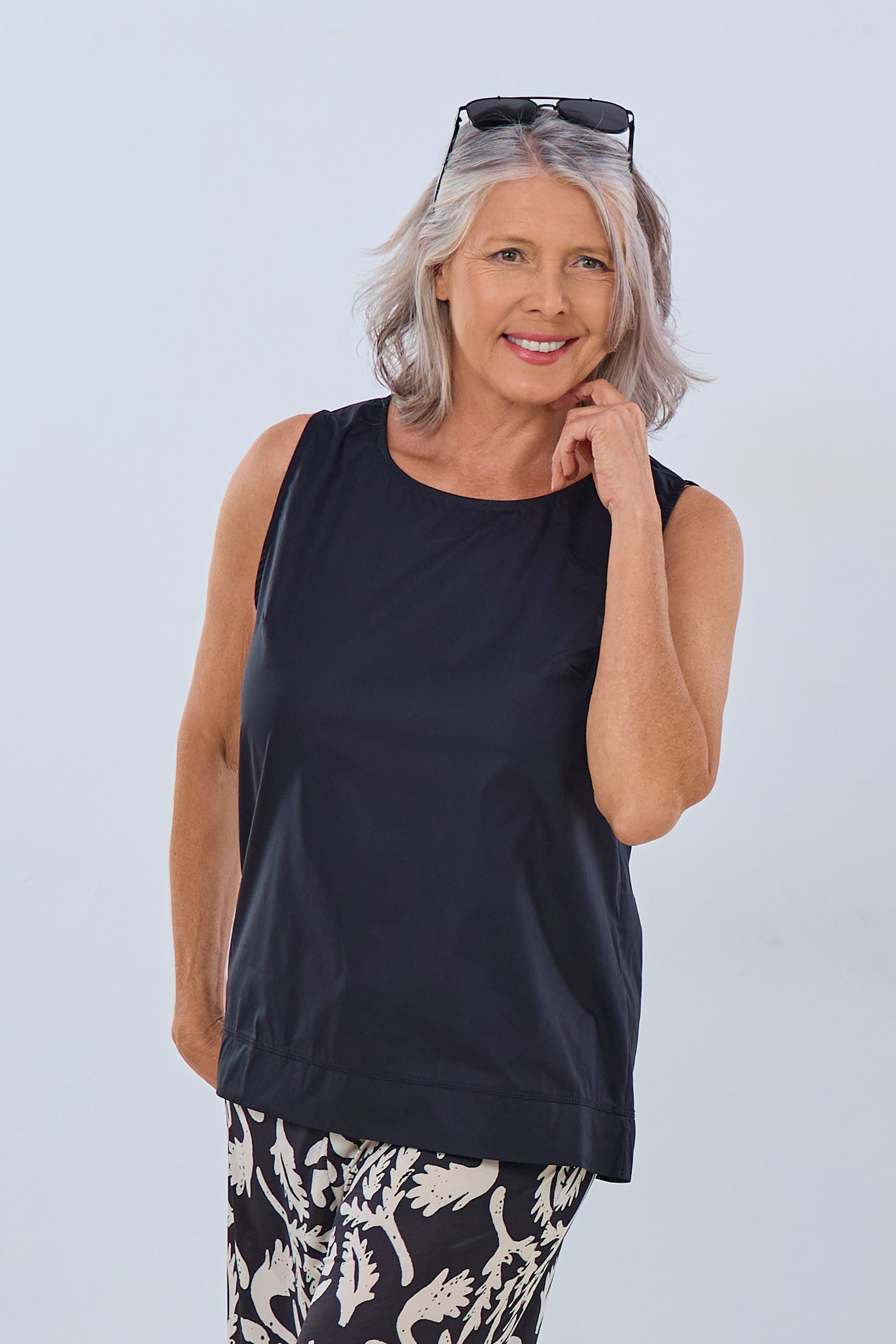 Blouse top, black