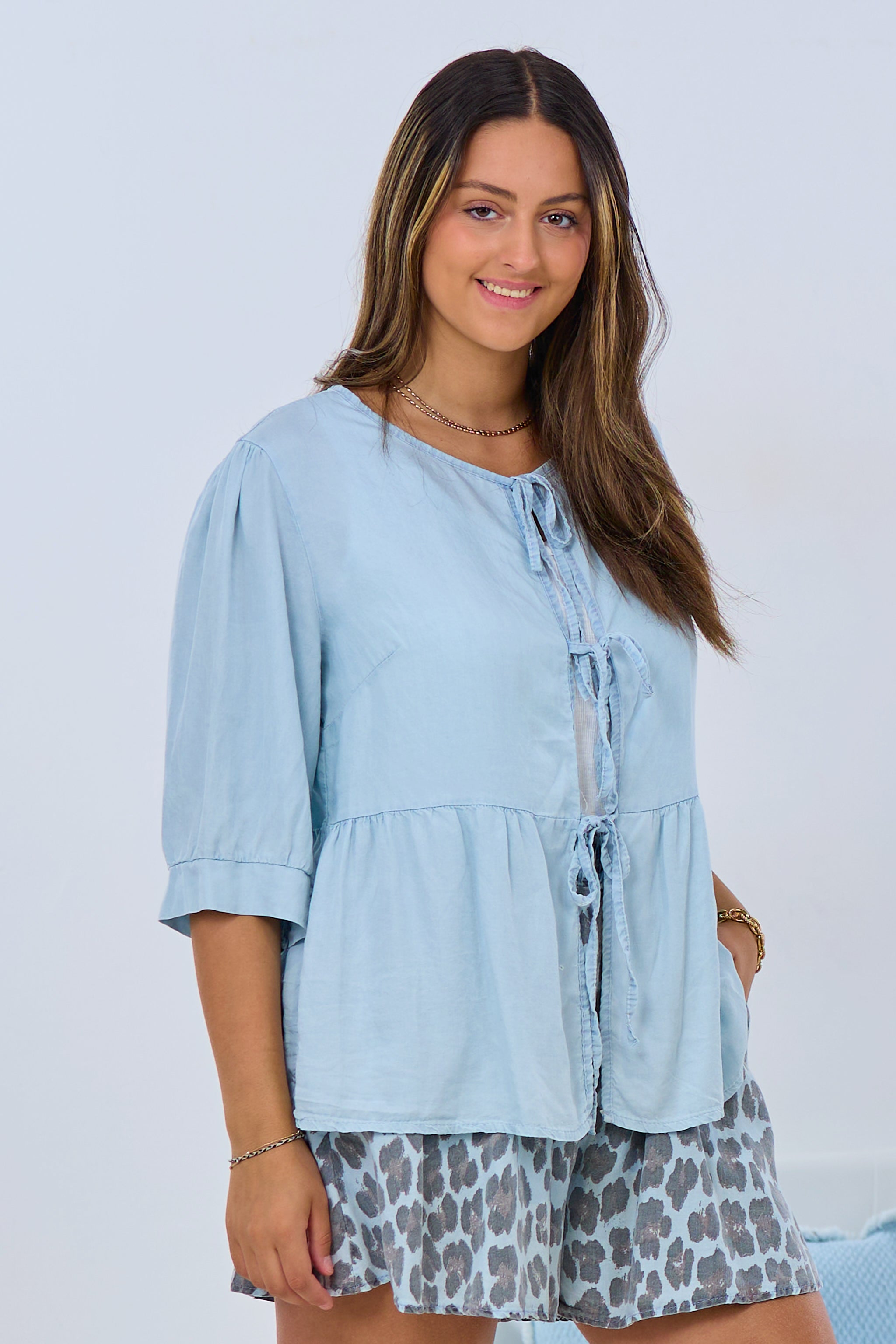 sweet blouse with lacing, light blue