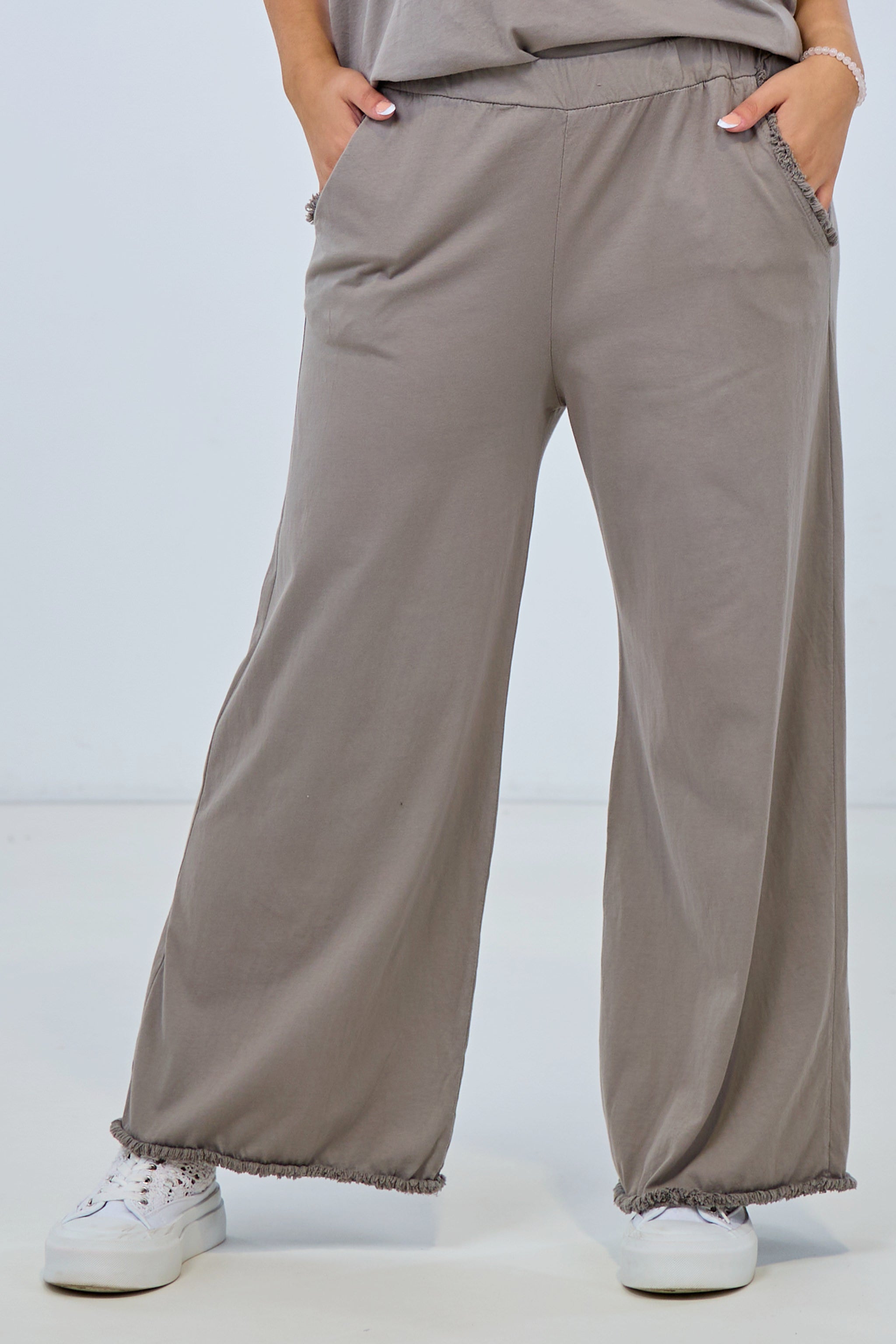 lightweight casual pants with fringes, mud-colored