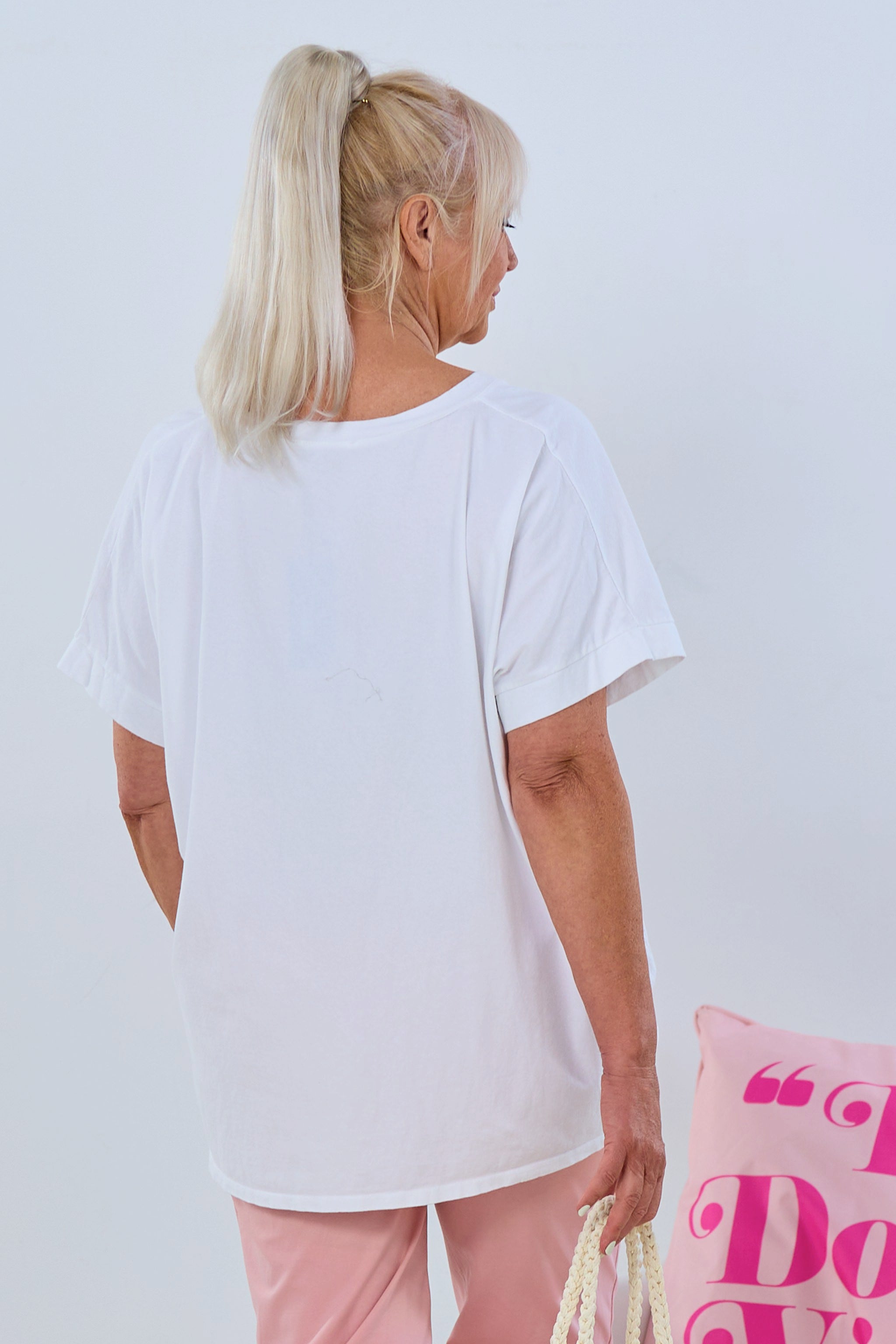 Oversized Shirt mit Bus-Druck, weiß-rosa, V-Ausschnitt und kurzem Arm