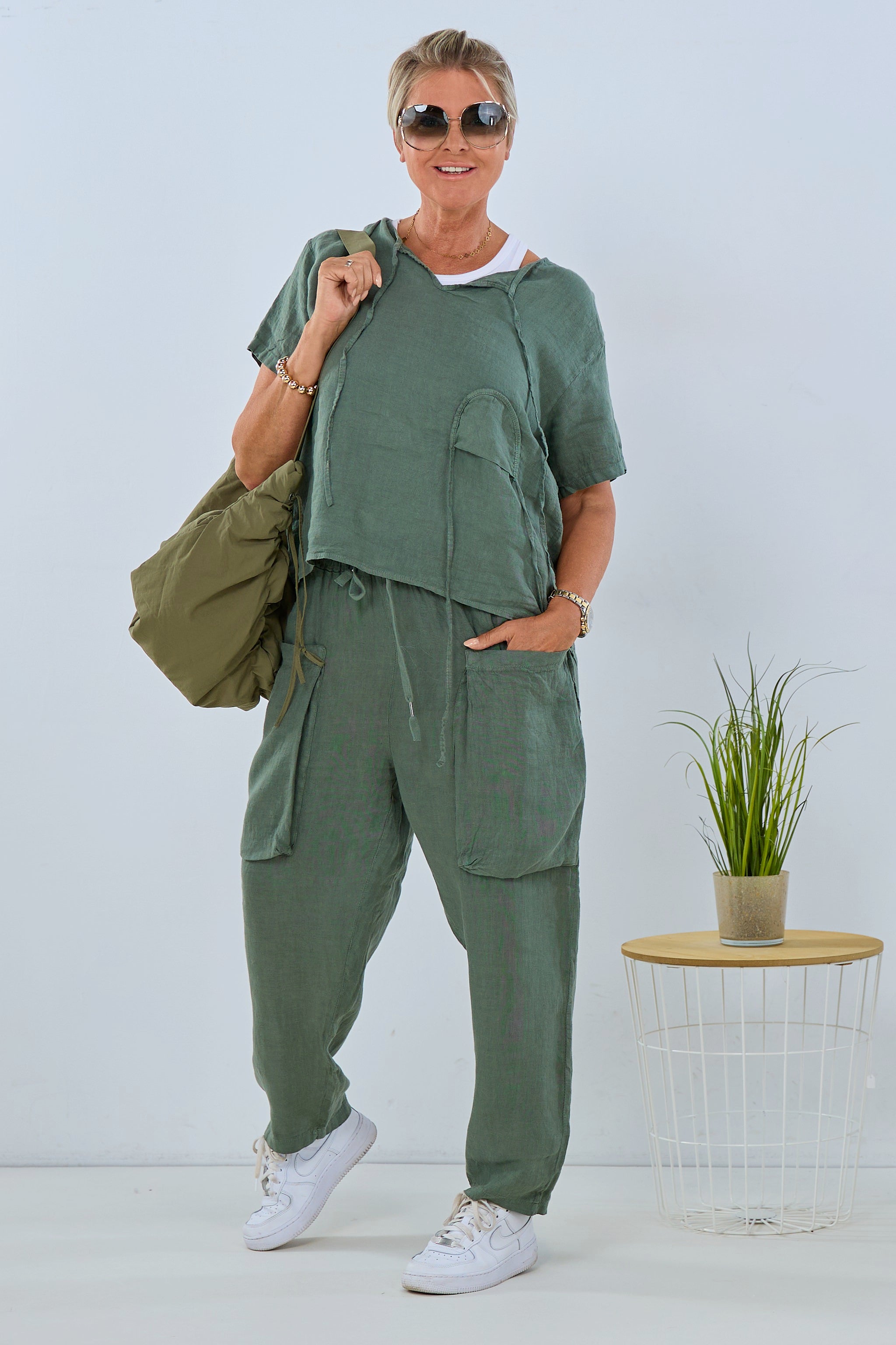 Simple short-sleeve linen blouse, khaki