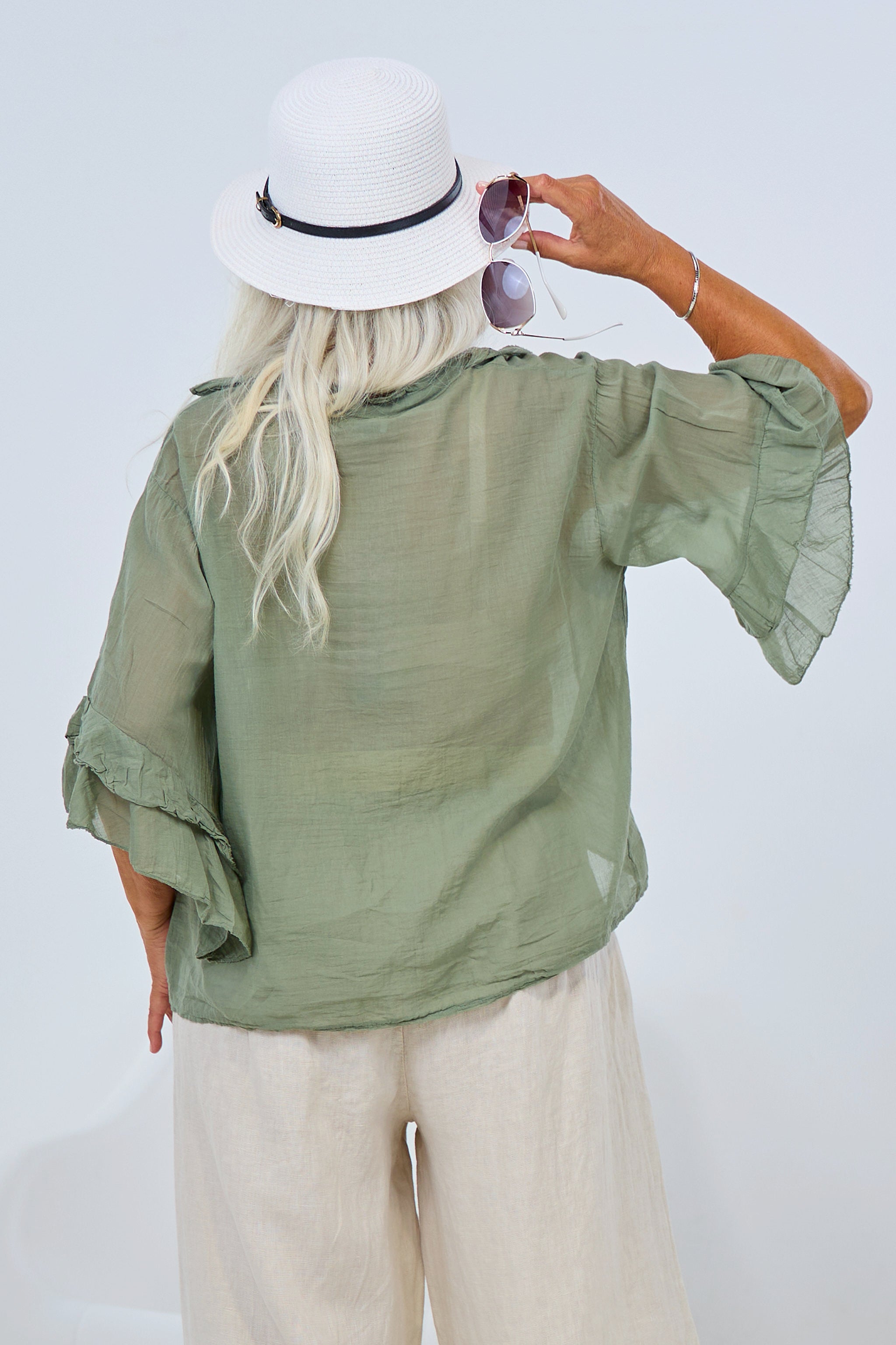 luftige Bluse mit Rüschen und weiten Ärmeln, khaki