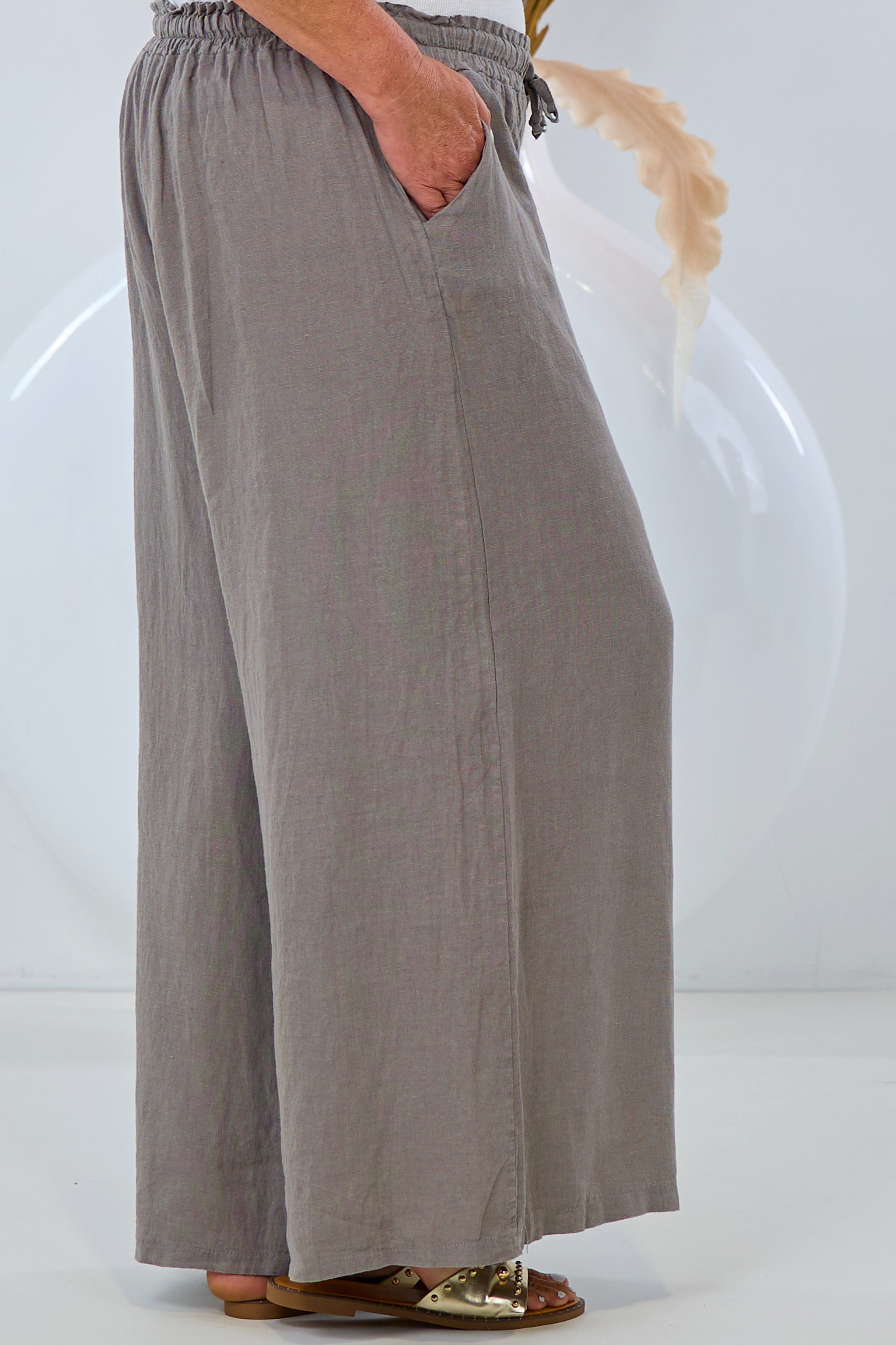 Leinenhose mit weitem Bein, taupe