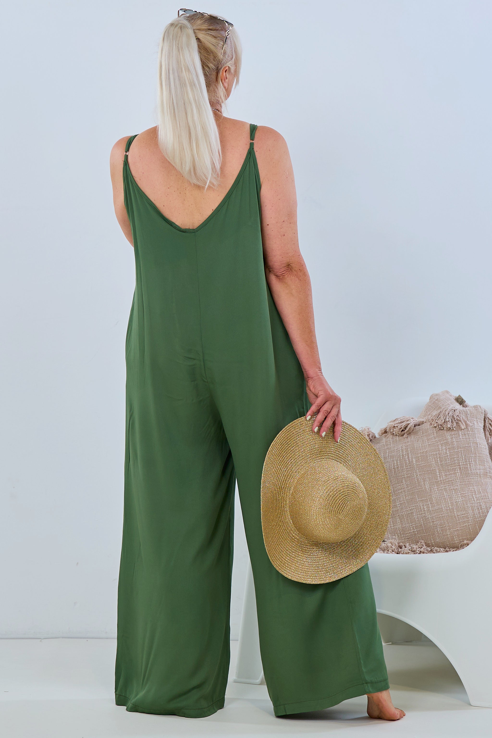 Jumpsuit mit Spaghettiträgern, khaki