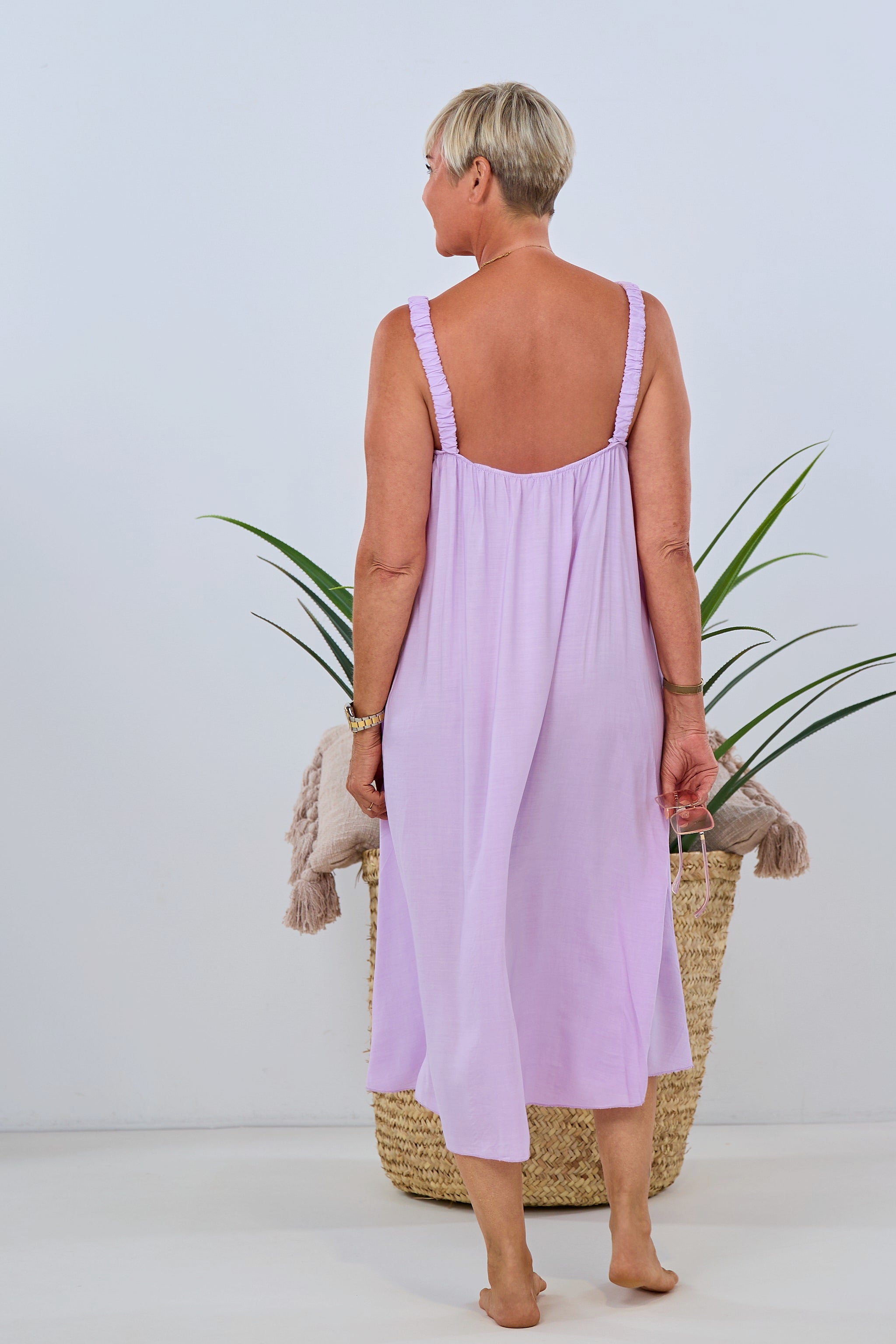 Luftiges Kleid mit elastischen Trägern, flieder