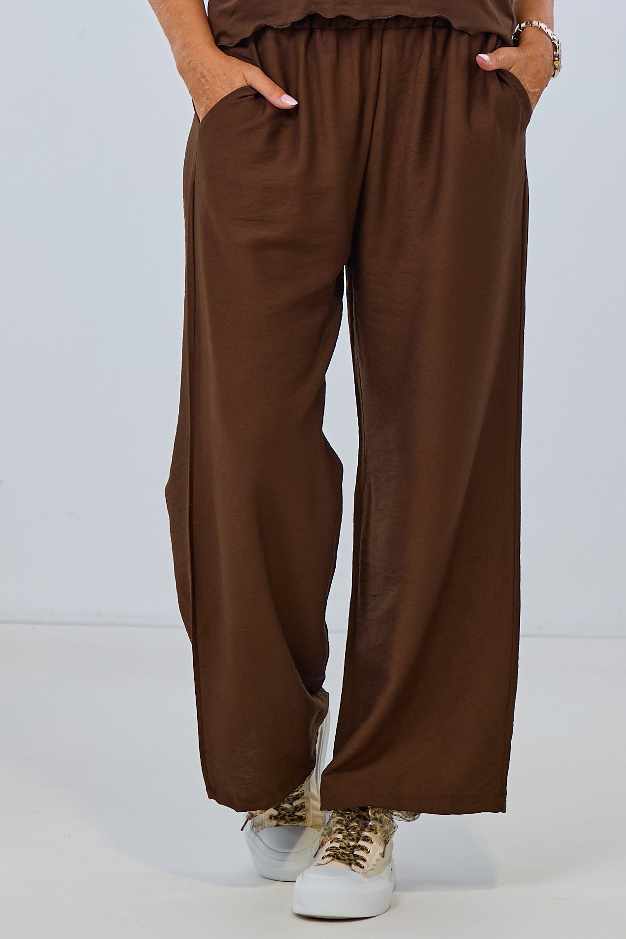 Uni Hose mit elastischem Bund, braun