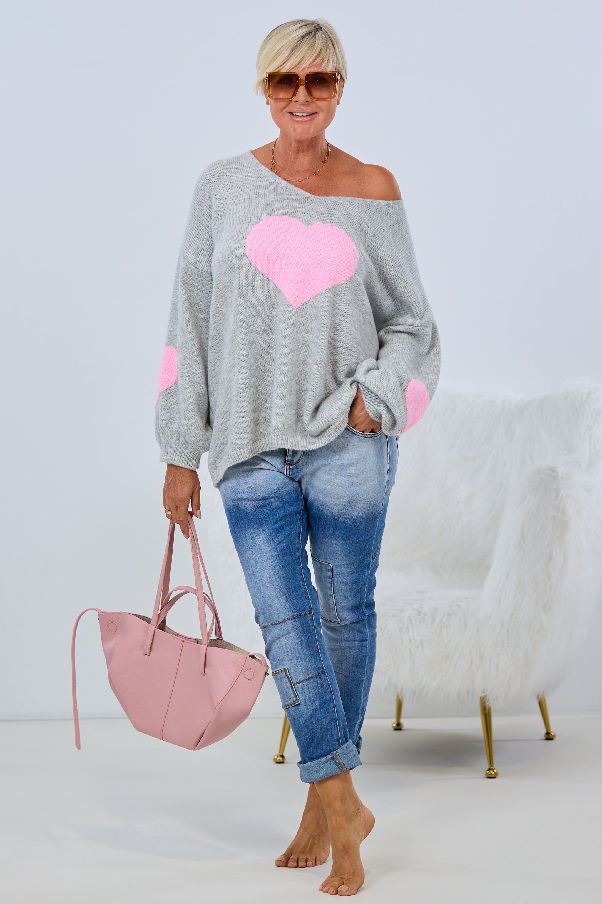 Oversized Strickpulli mit Herz, grau-rosa