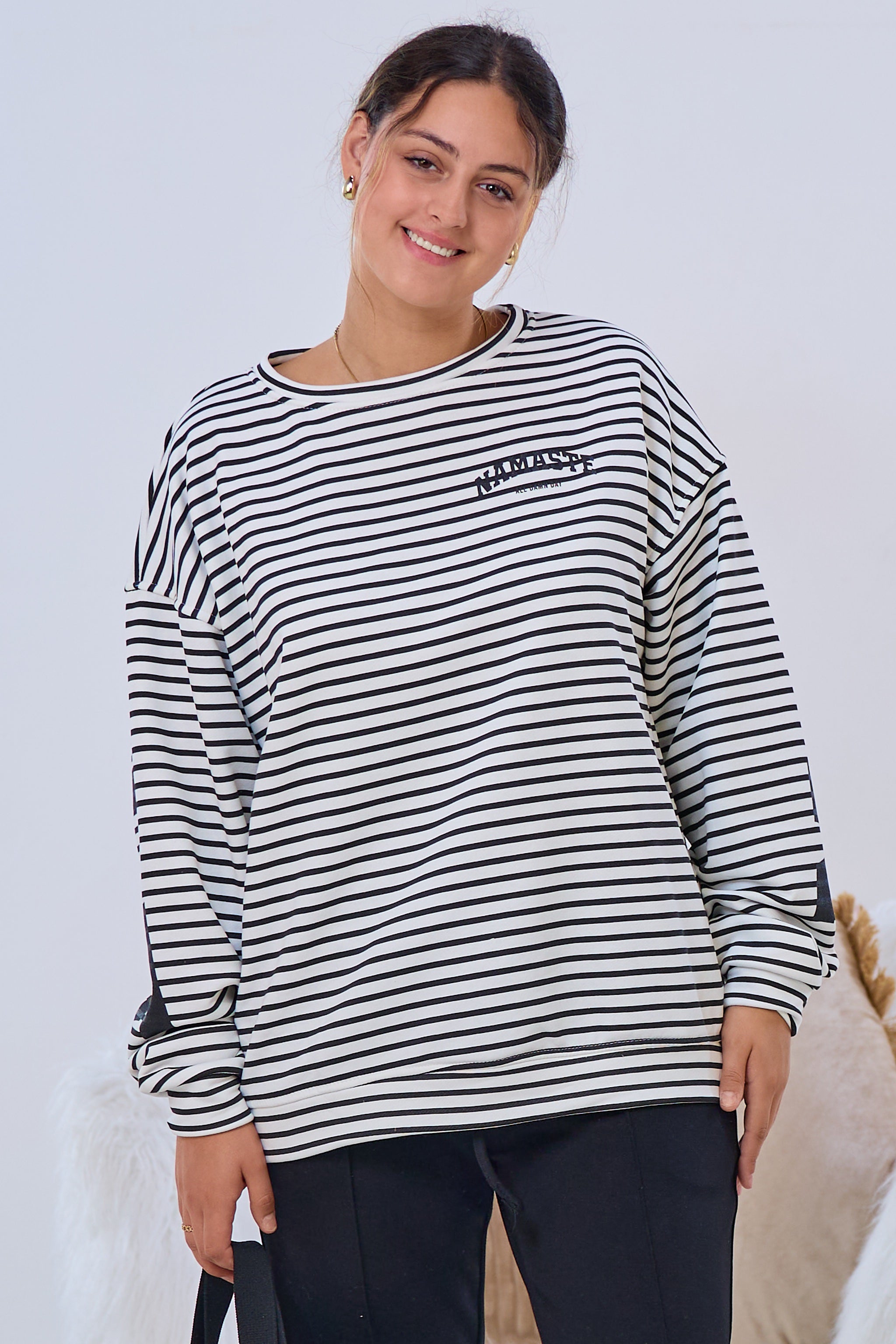 geringeltes Sweaty NAMASTE, ecru-schwarz