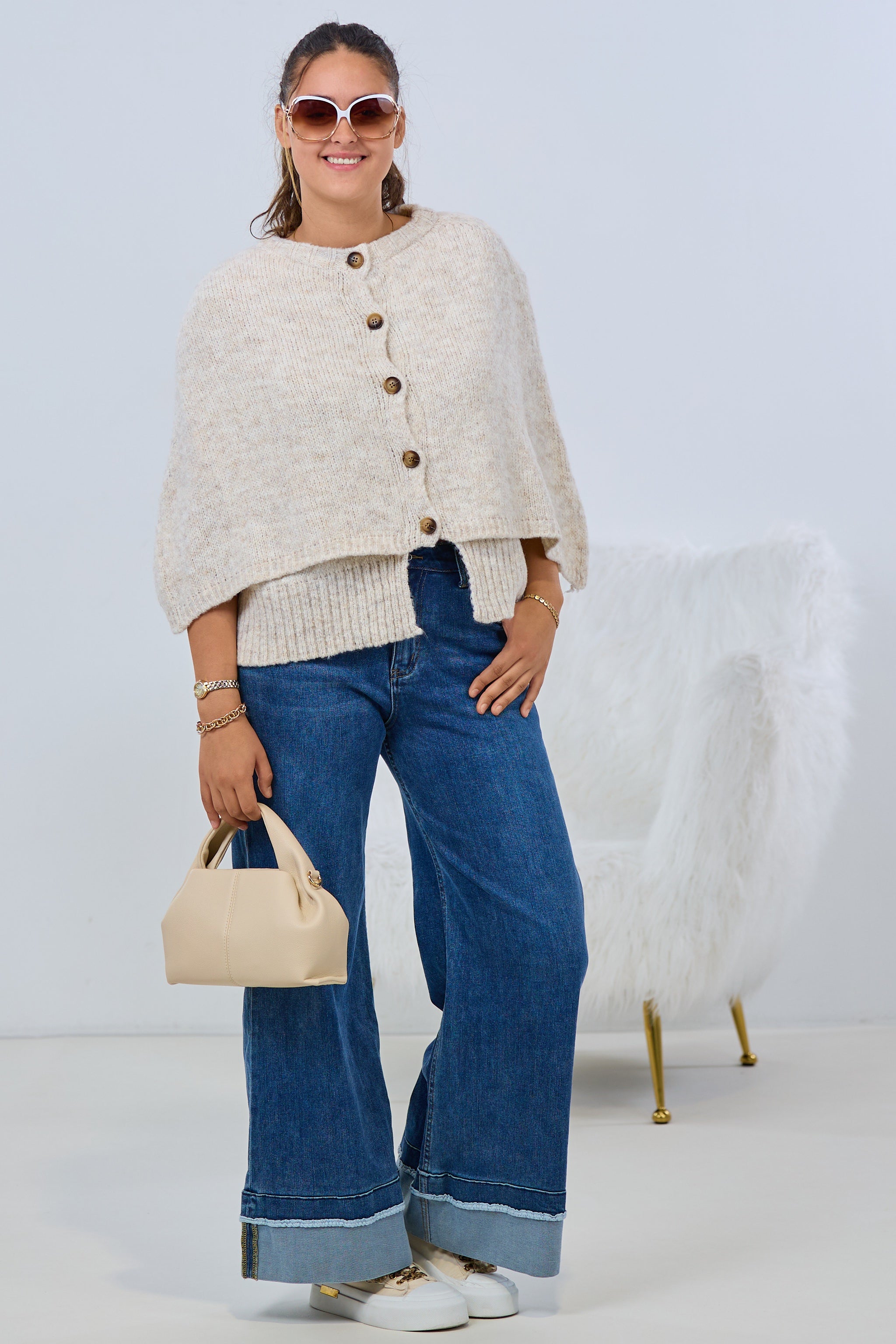 Poncho/Pullover/Jacke mit Knöpfen, beige-meliert